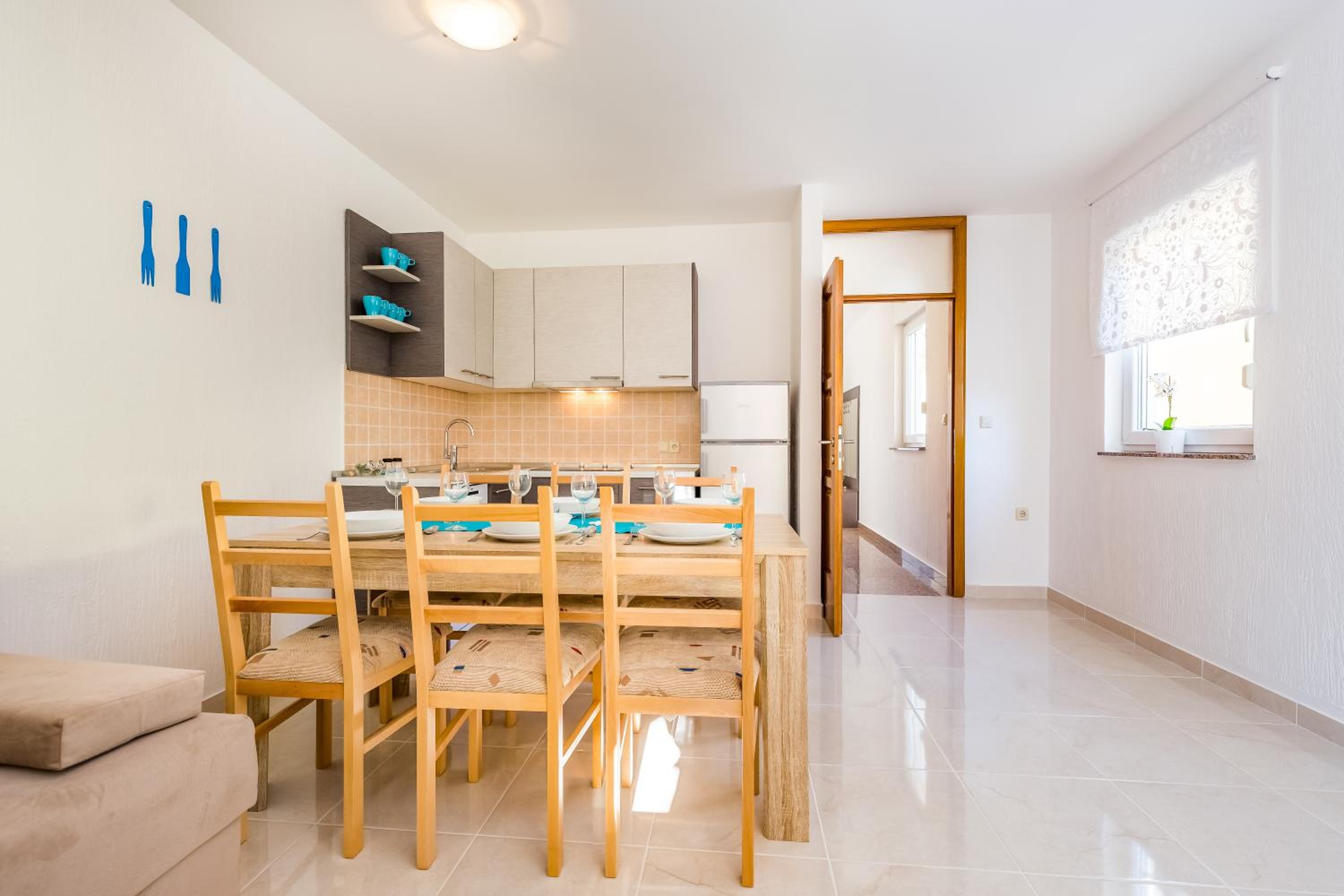 Two-Bedroom Villa - Photo 2