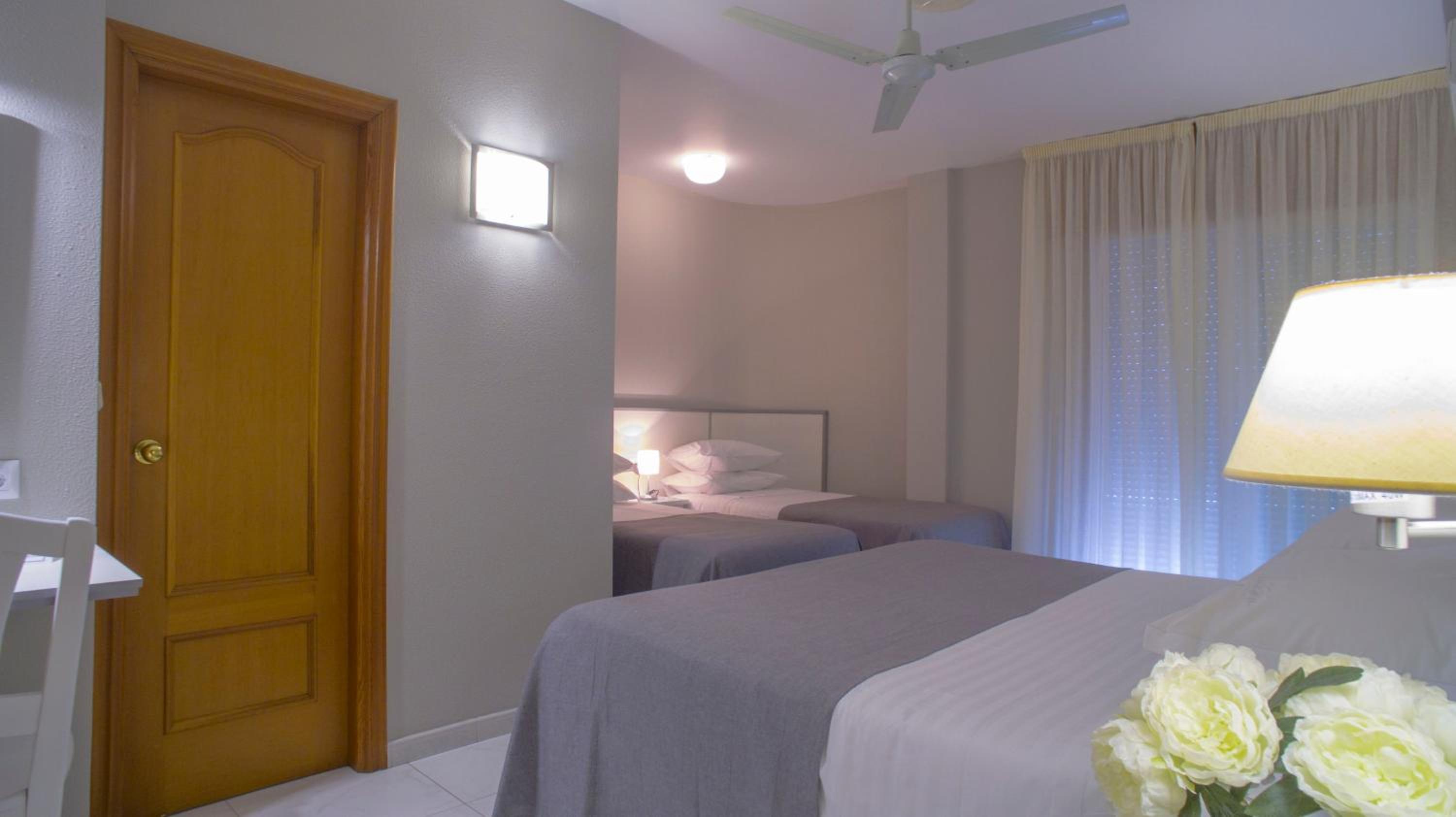 Habitación Cuádruple con Balcón