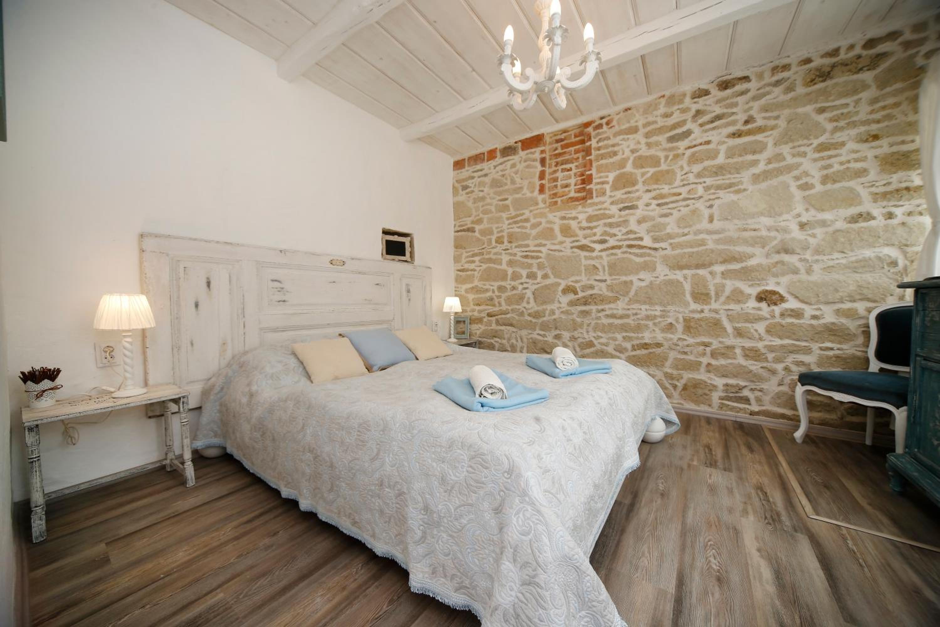 One-Bedroom Apartment (2 Adults) with Terrace - Photo 2
