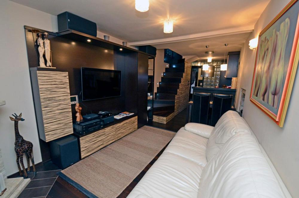 Duplex Apartment with Sea View - Photo 20
