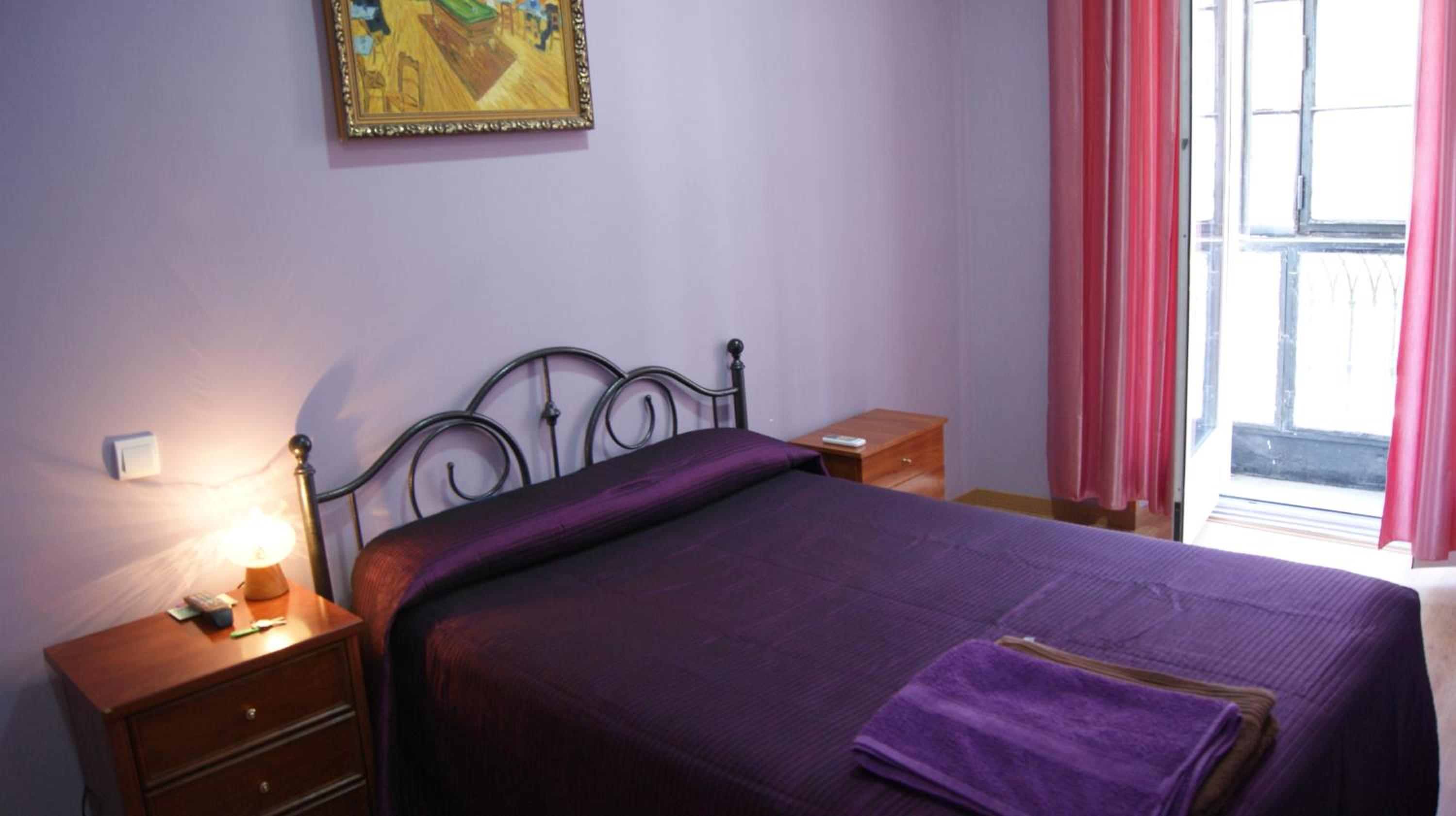 Double Room with Private Bathroom - Photo 5