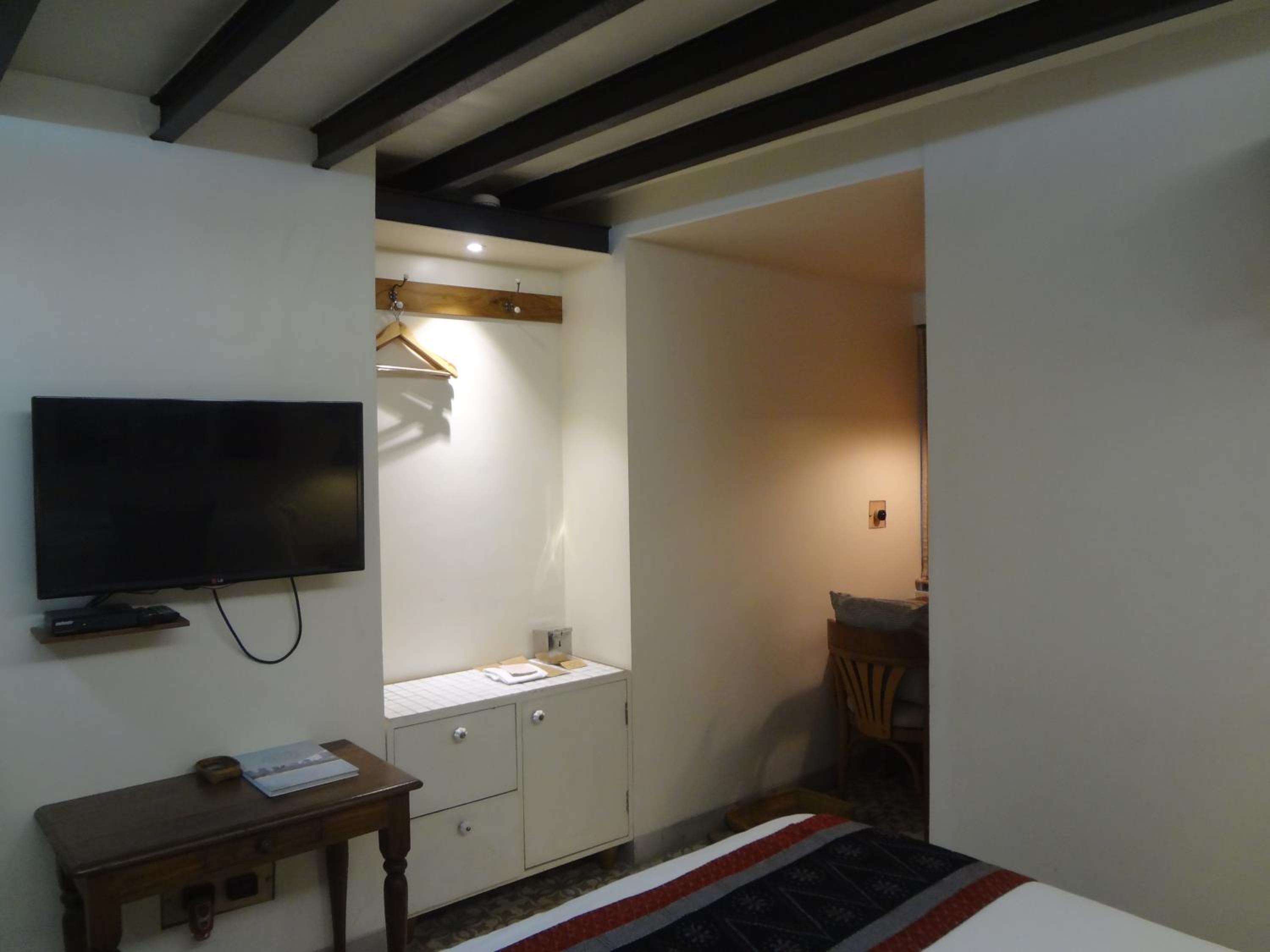 Simple Room - Non Smoking