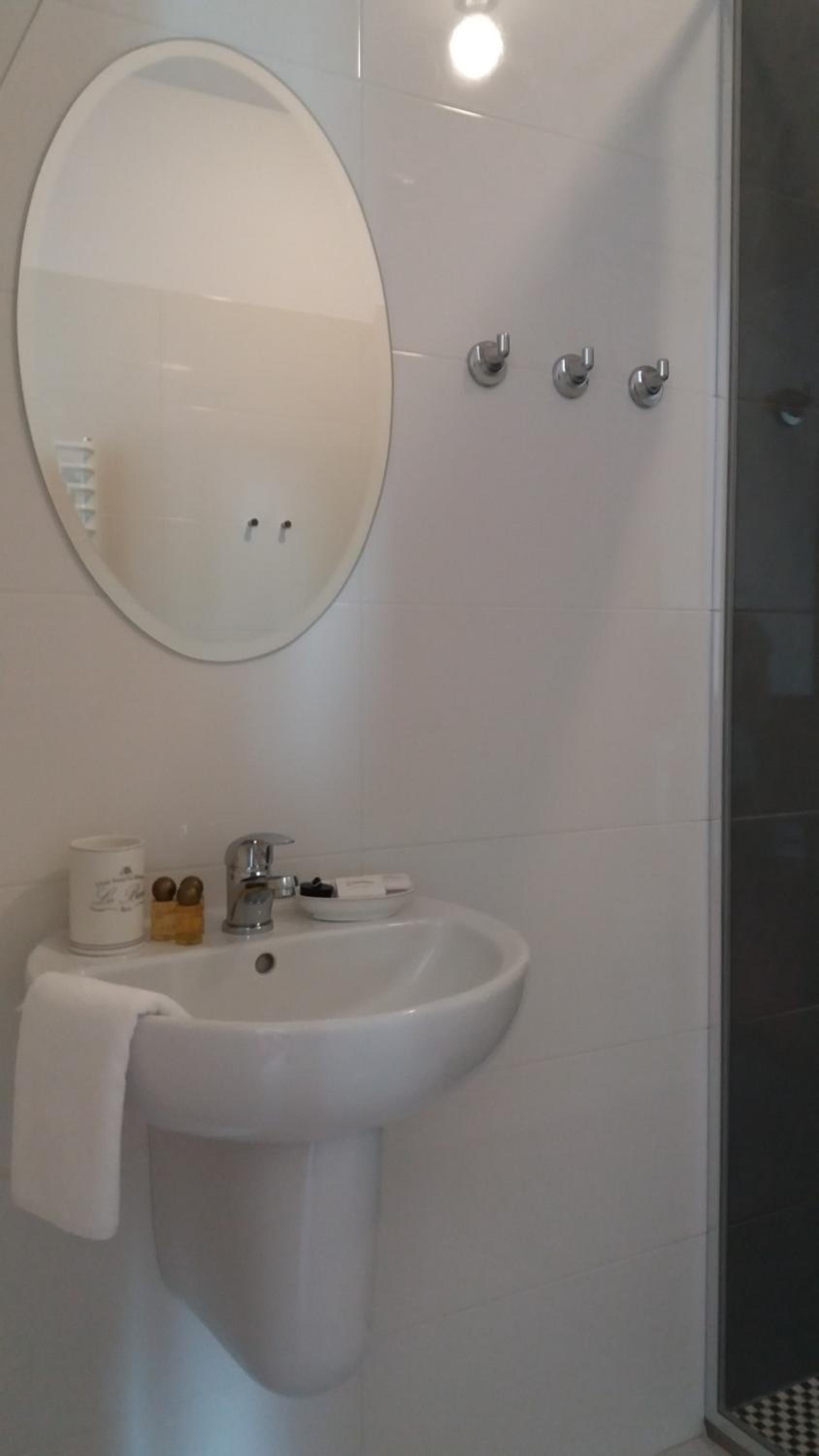 Apartment photo 2