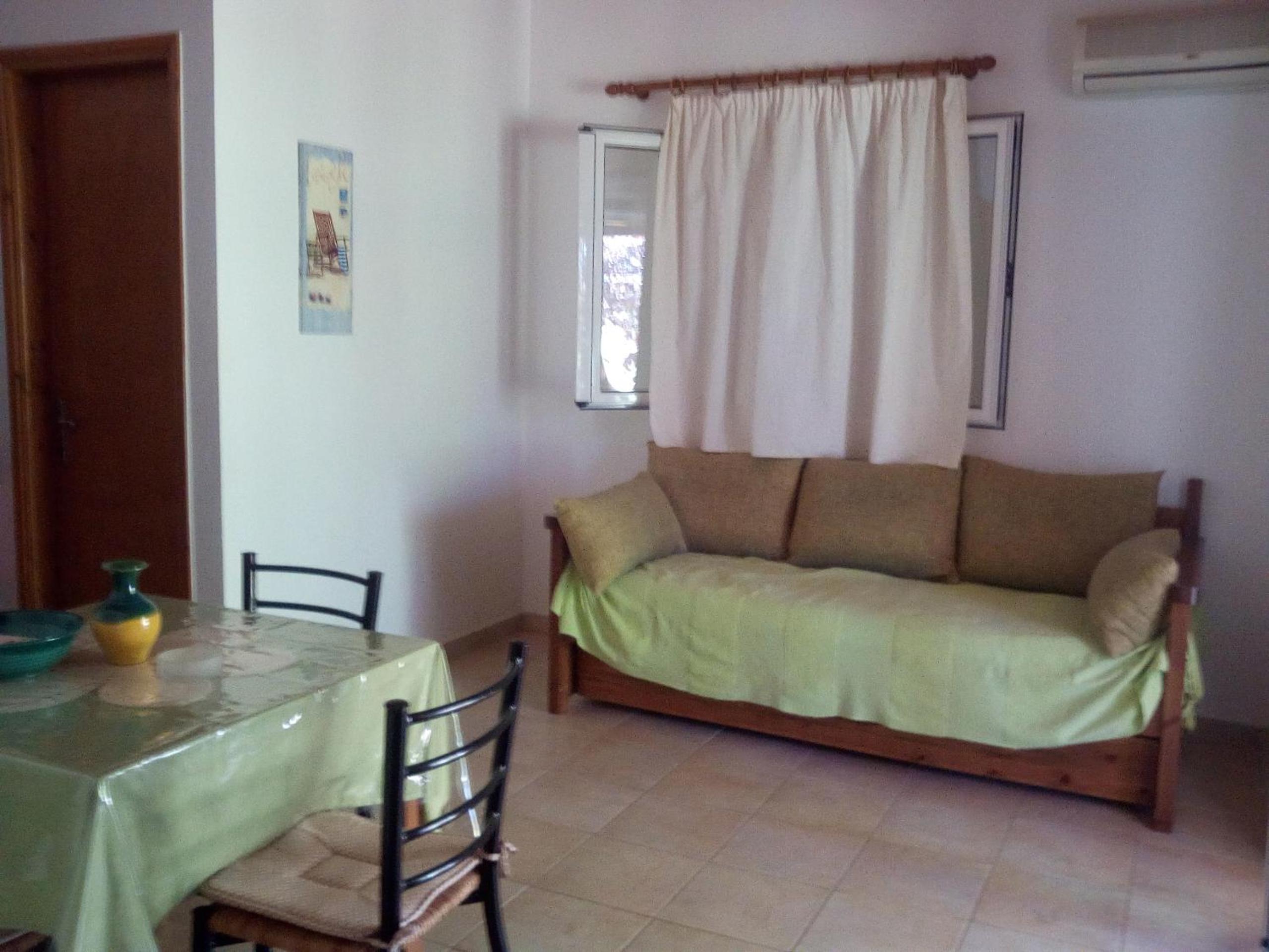 Apartment with Garden View