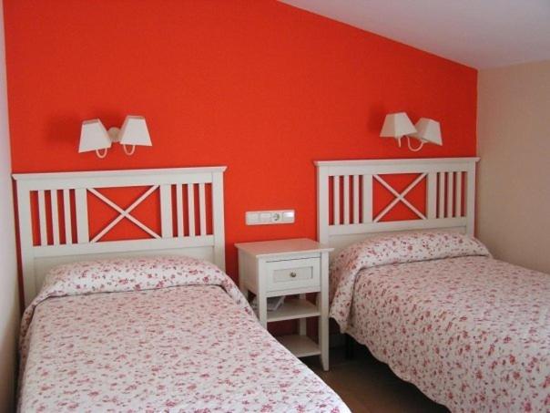 Double or Twin Room - Photo 7