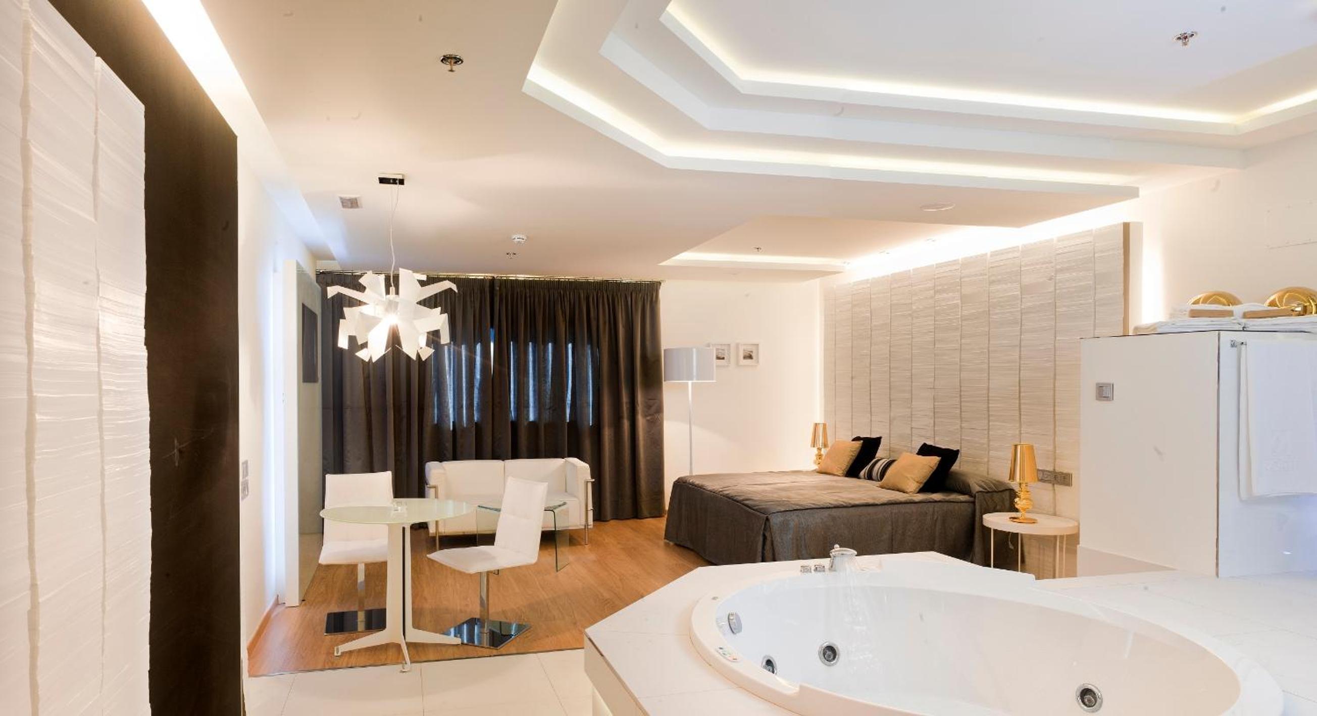 Superior Deluxe Double Room  photo 3