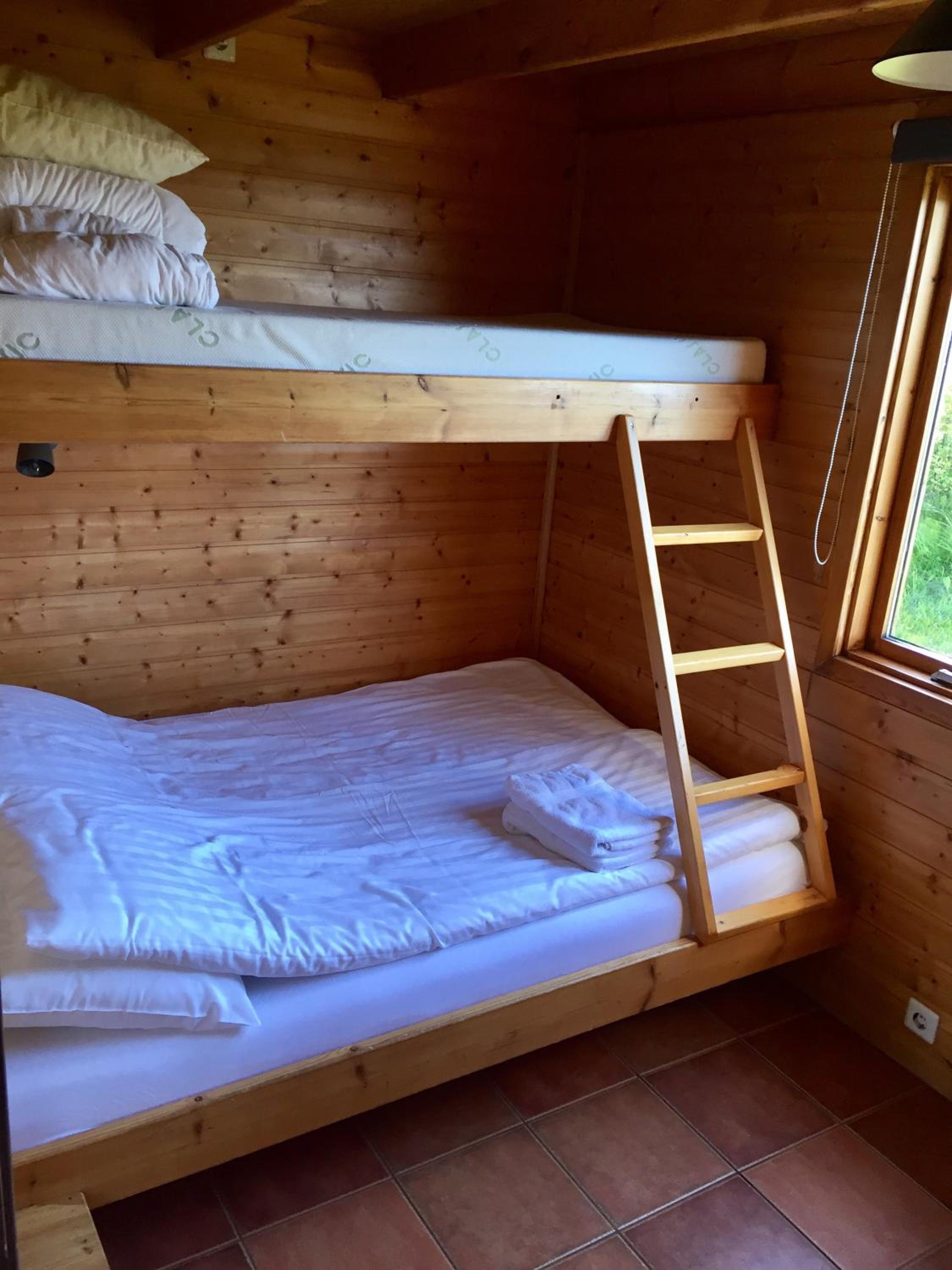 Two-Bedroom House - Photo 8