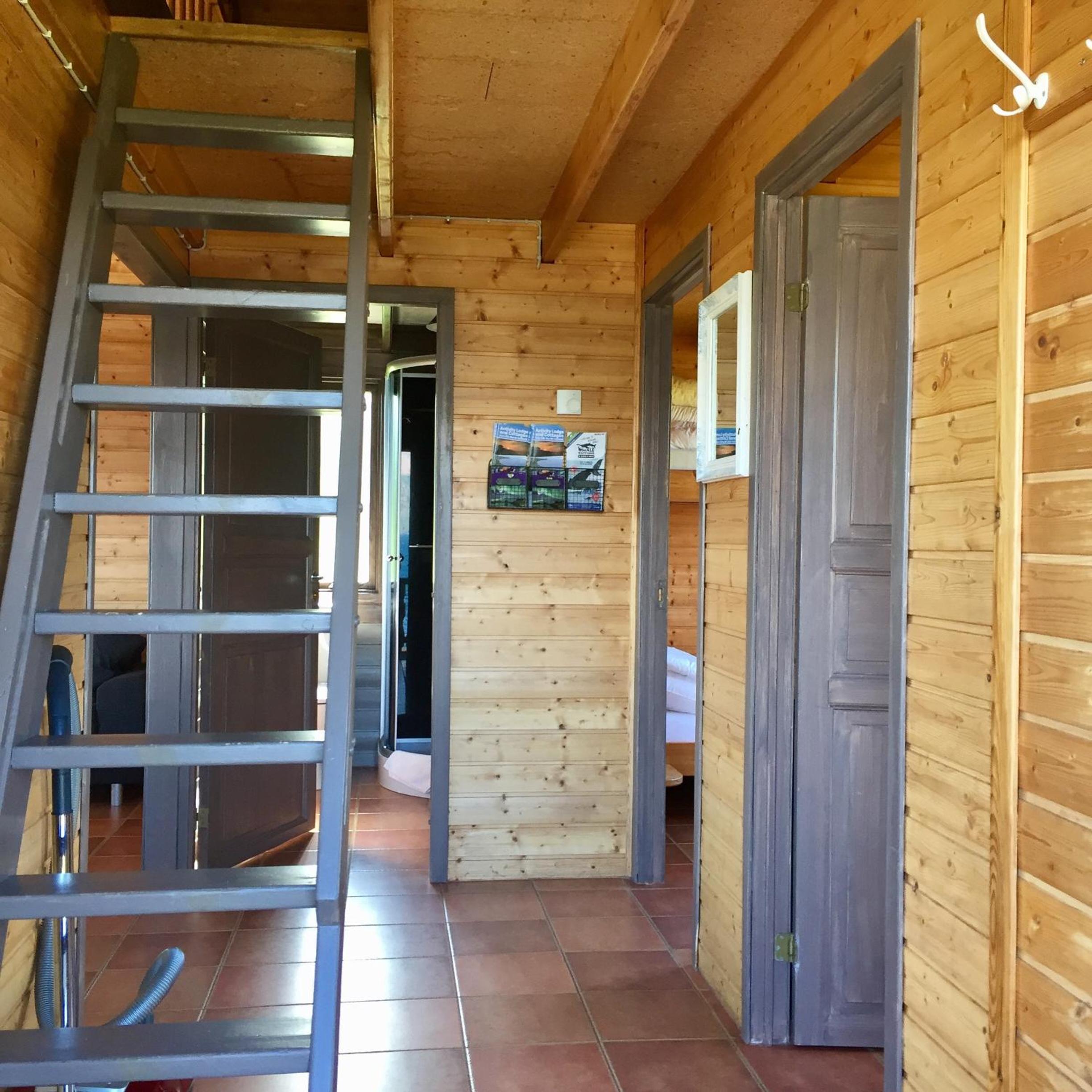 Two-Bedroom House - Photo 6
