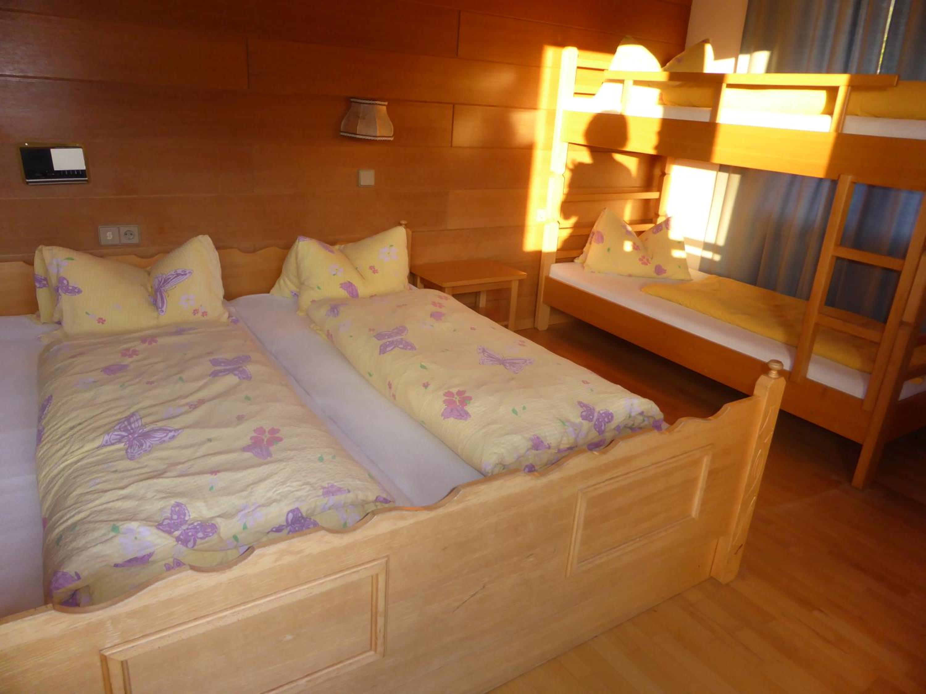 Quadruple Room with Bathroom photo 1