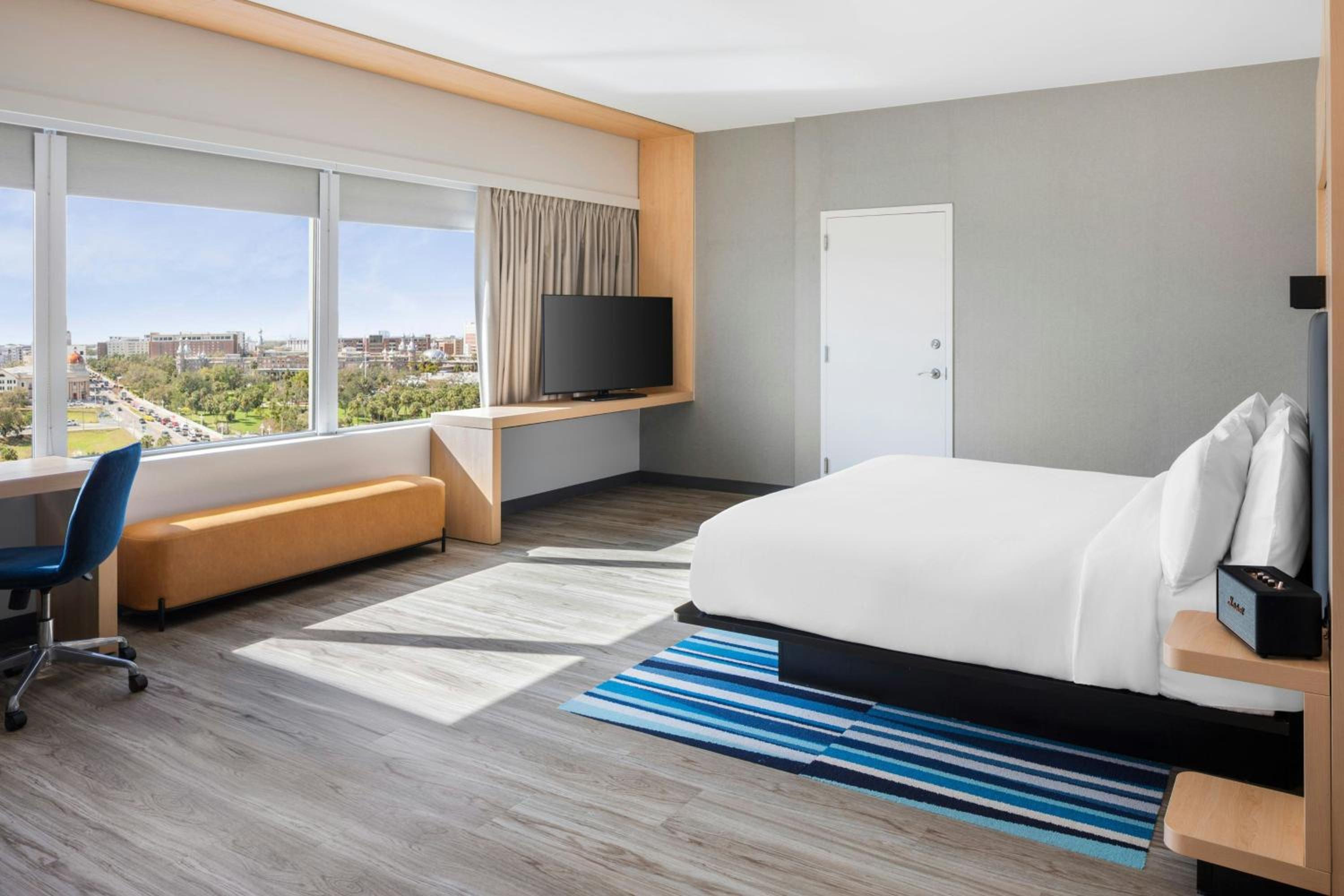 Larger Presidential King Studio with River View, Balcony and Sofa Bed