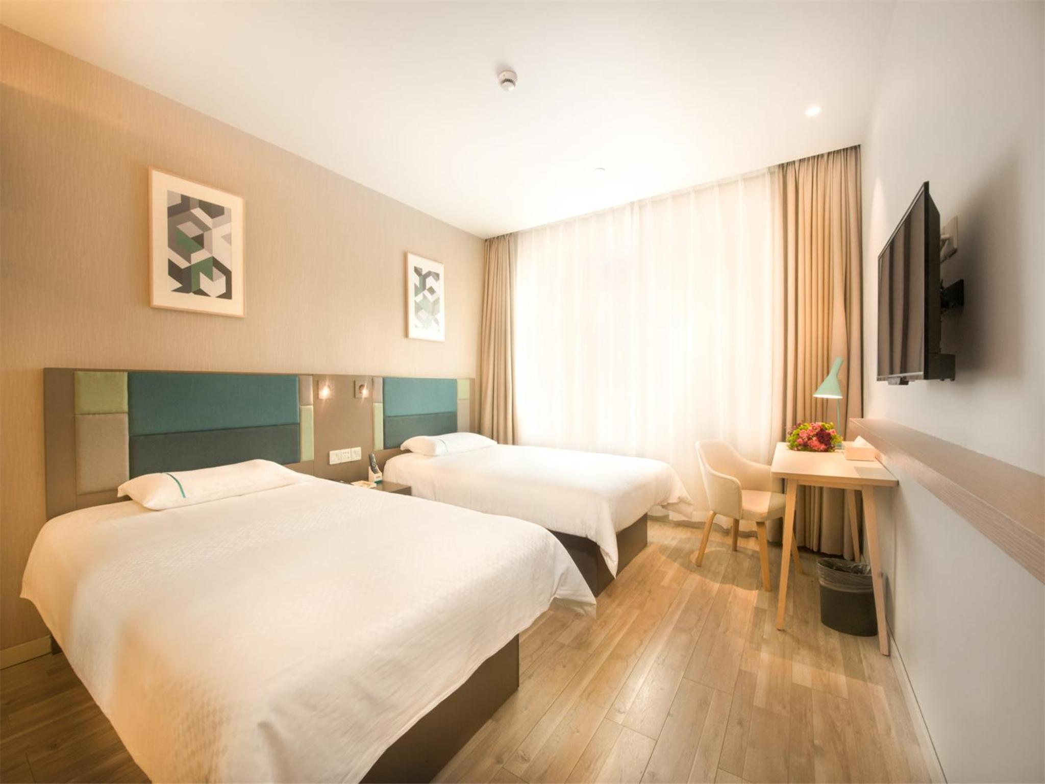 Superior Twin Room - Photo 1