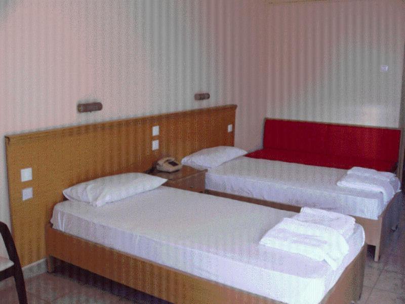 Triple Room photo 2