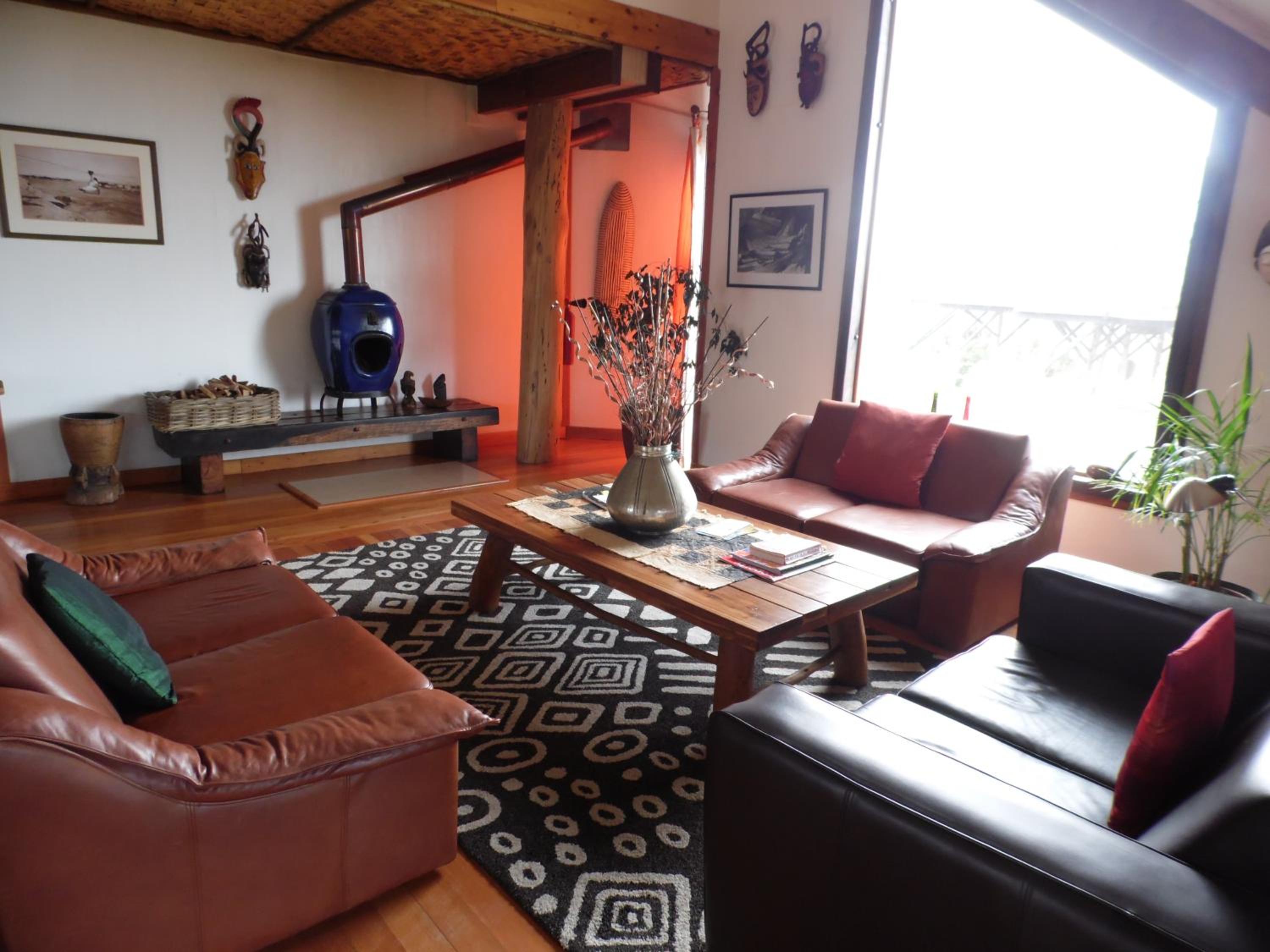 Three-Bedroom Villa photo 2