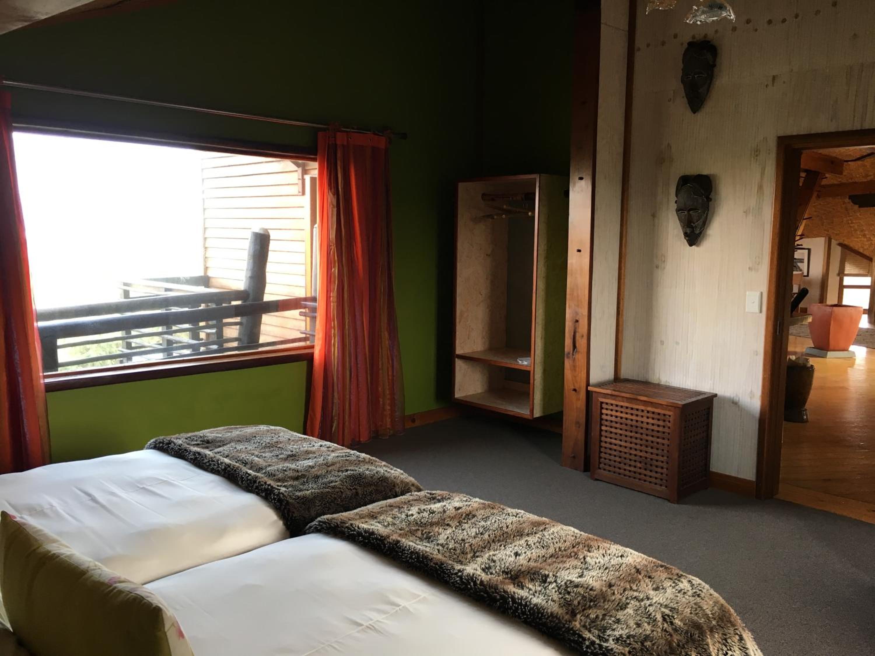 Three-Bedroom Villa photo 3