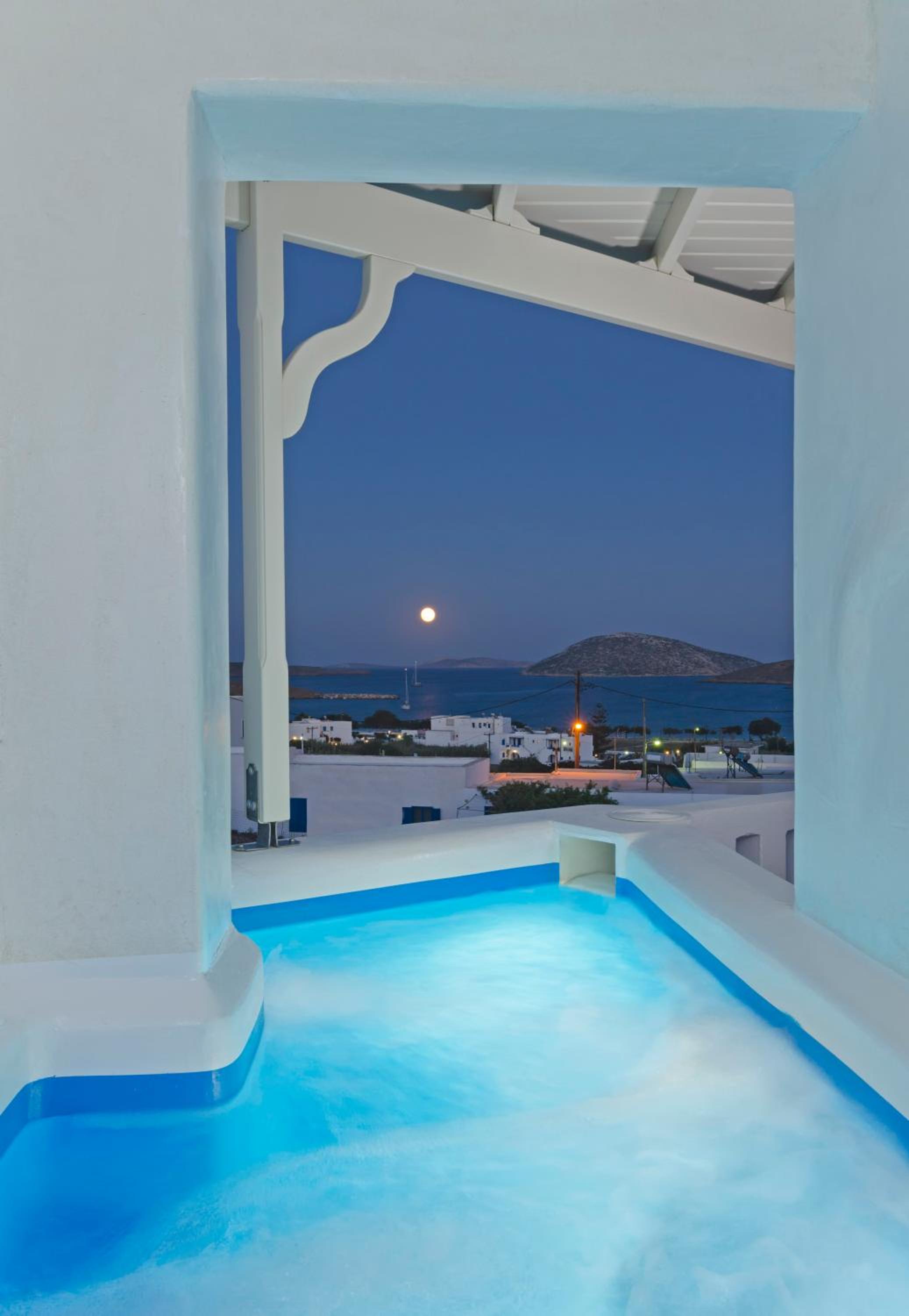 Suite with Private Pool photo 3