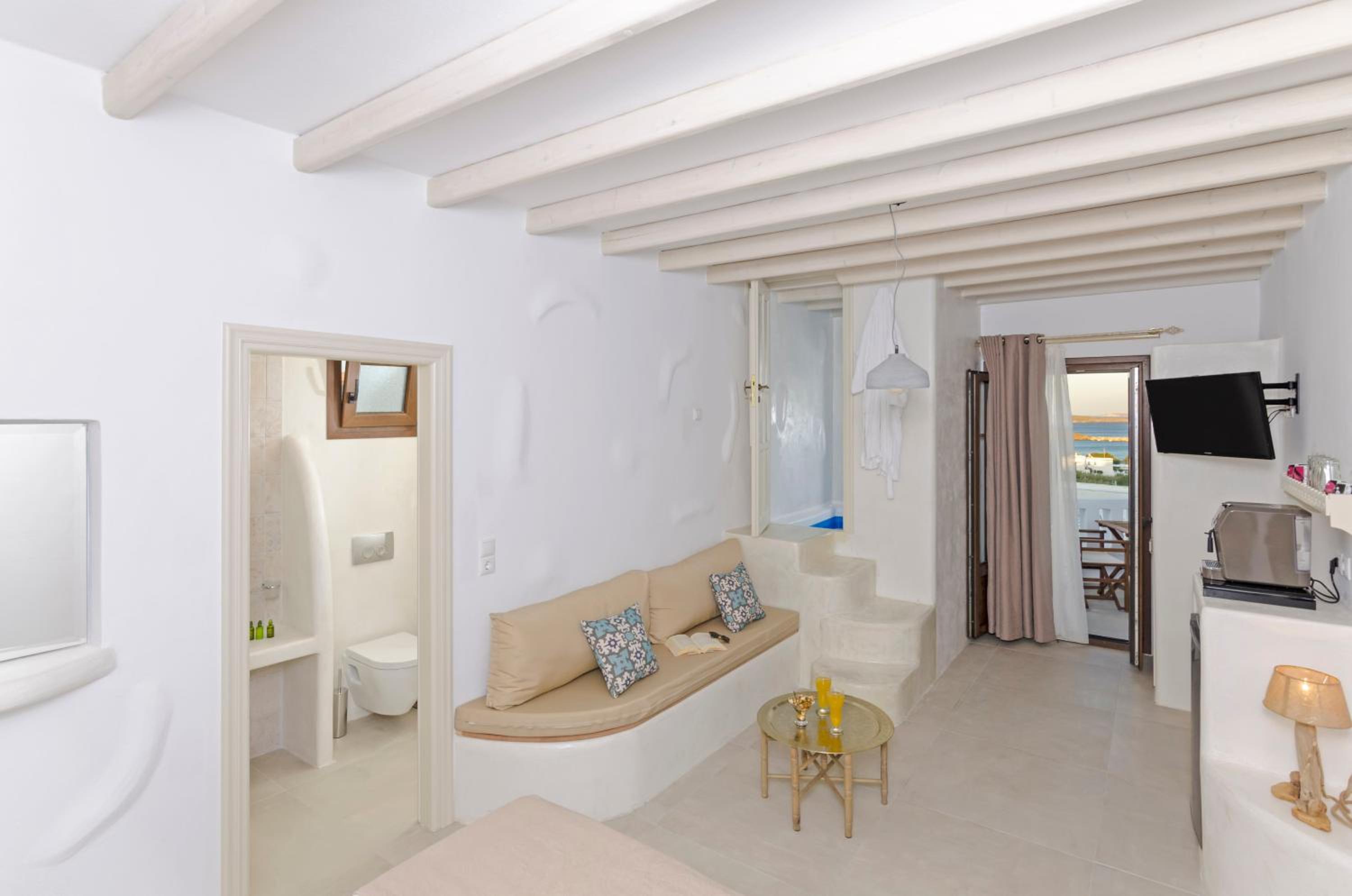 Suite with Private Pool photo 1