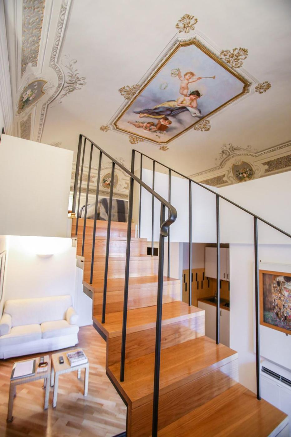Suite - Split Level photo 1