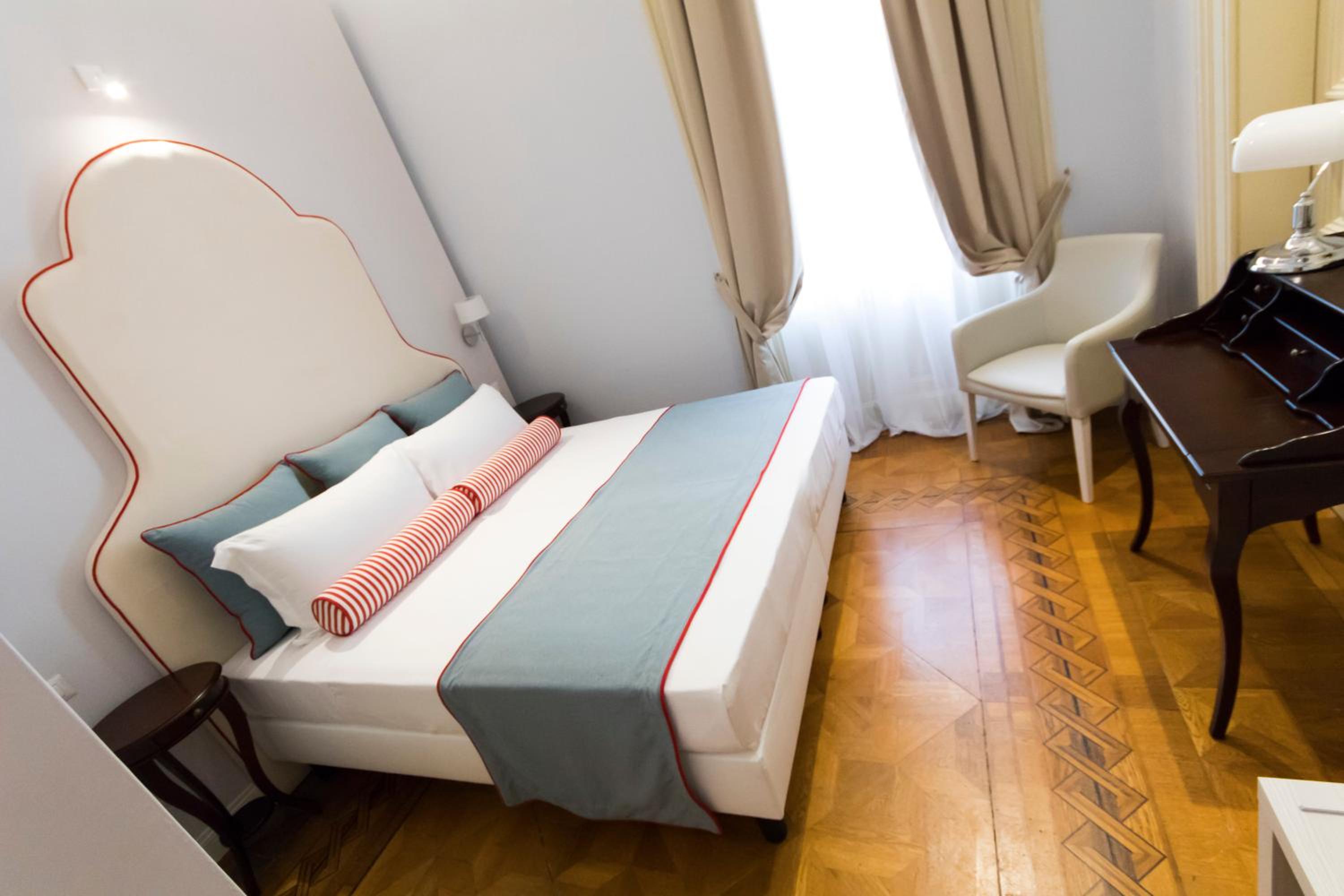 Double or Twin Room - Photo 2