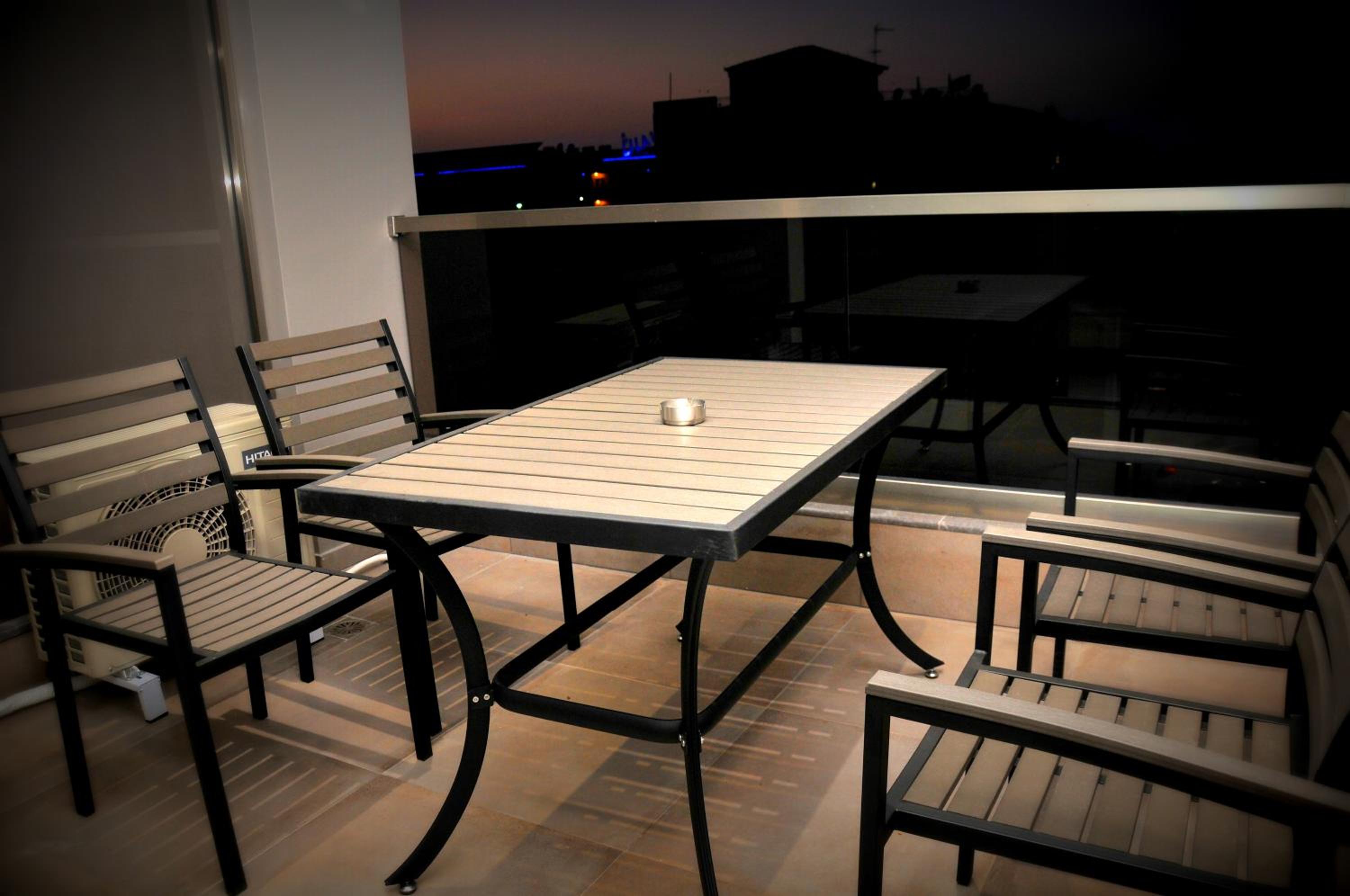 Duplex Suite - Photo 11