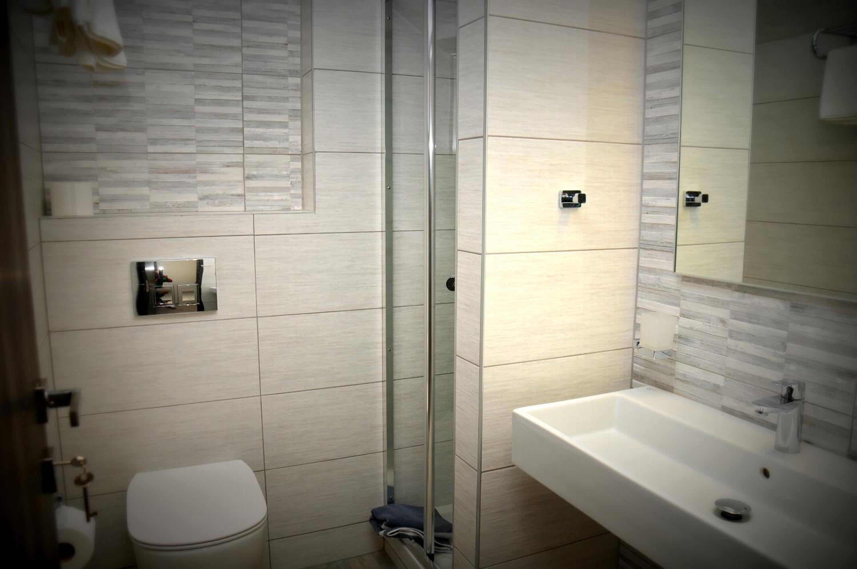 Duplex Suite - Photo 9