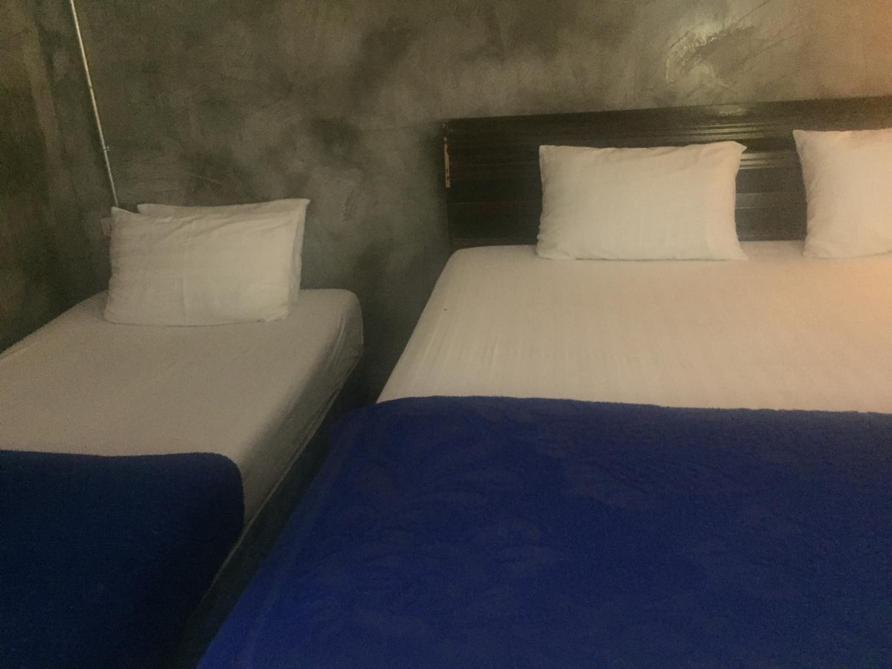 Budget Triple Room - Photo 6