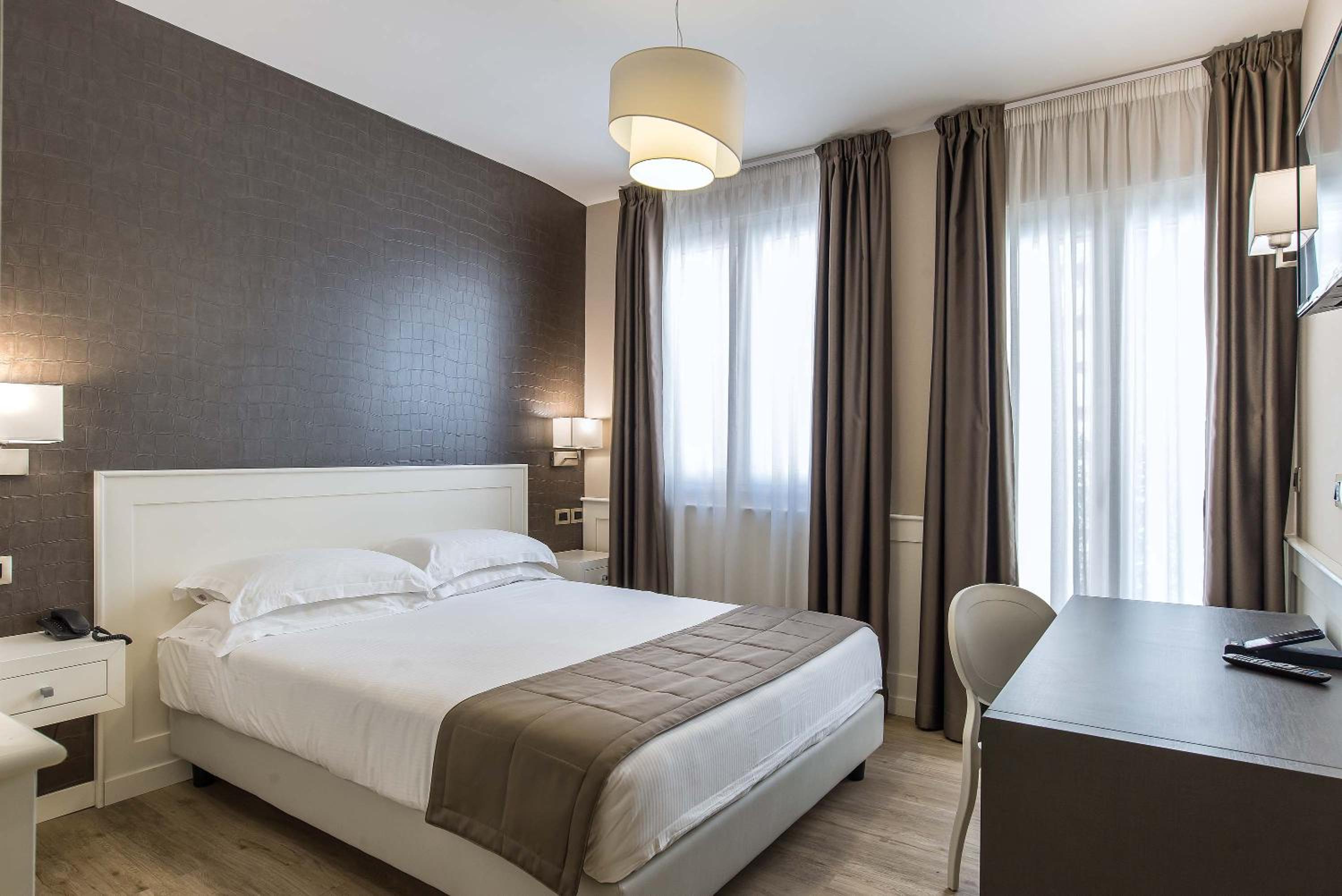 Deluxe Double Room photo 1