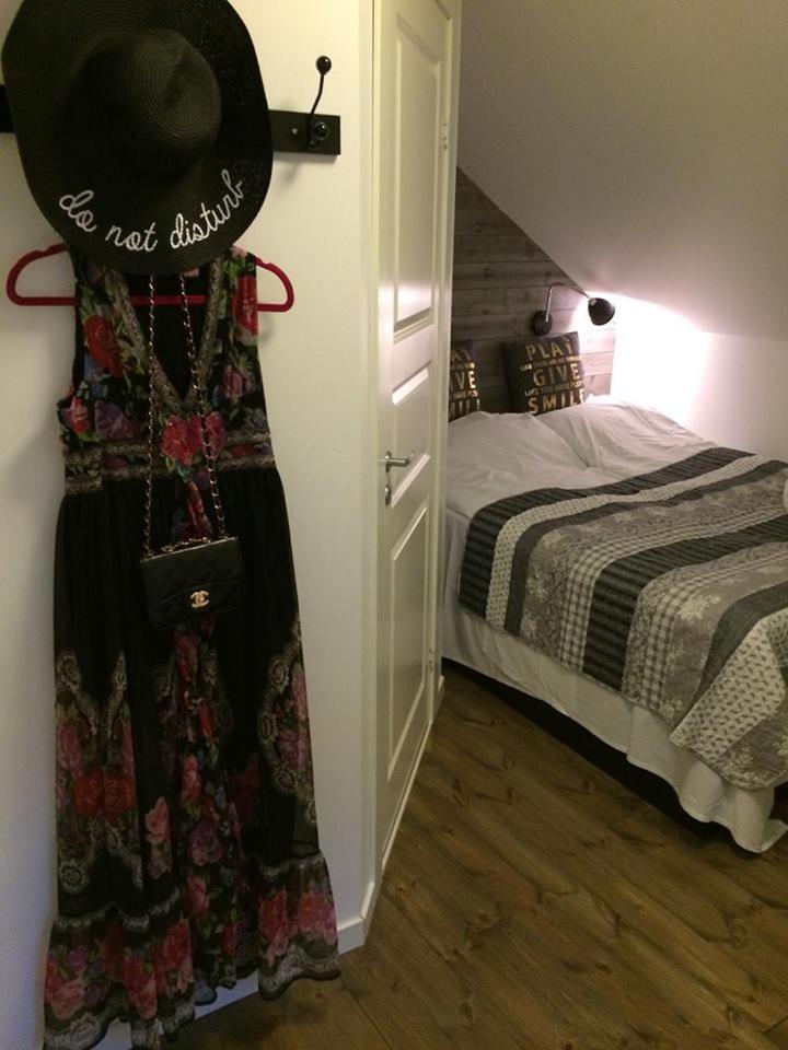 Room 201  - Photo 1