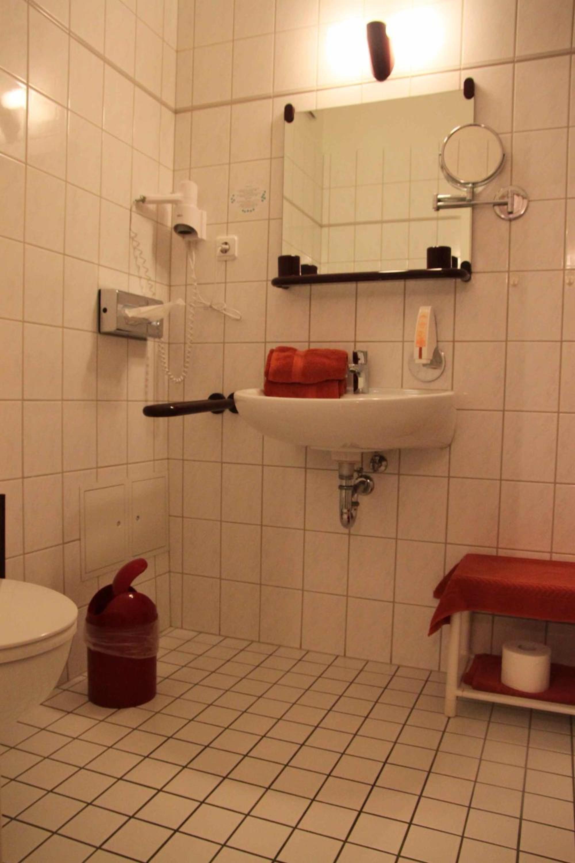 Single Room photo 3