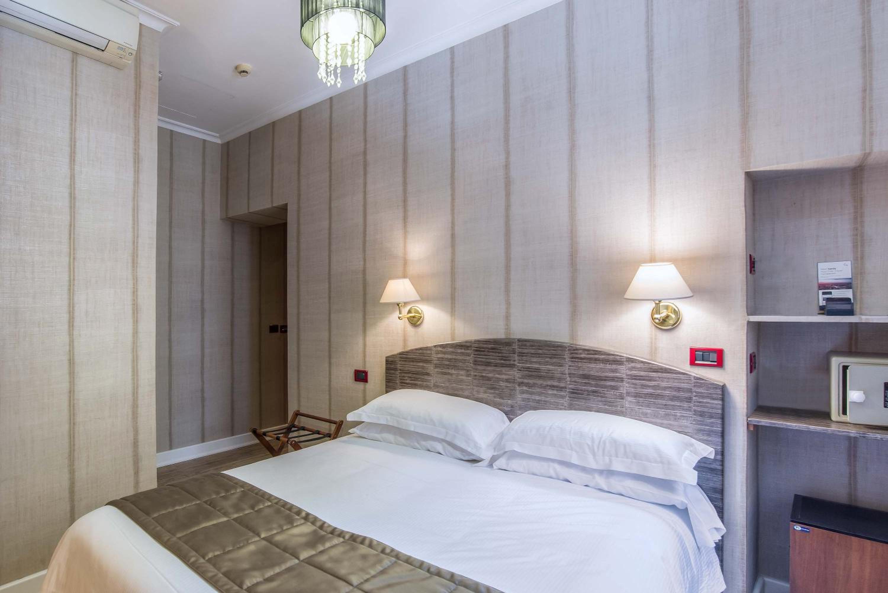 Classic Double Room photo 1