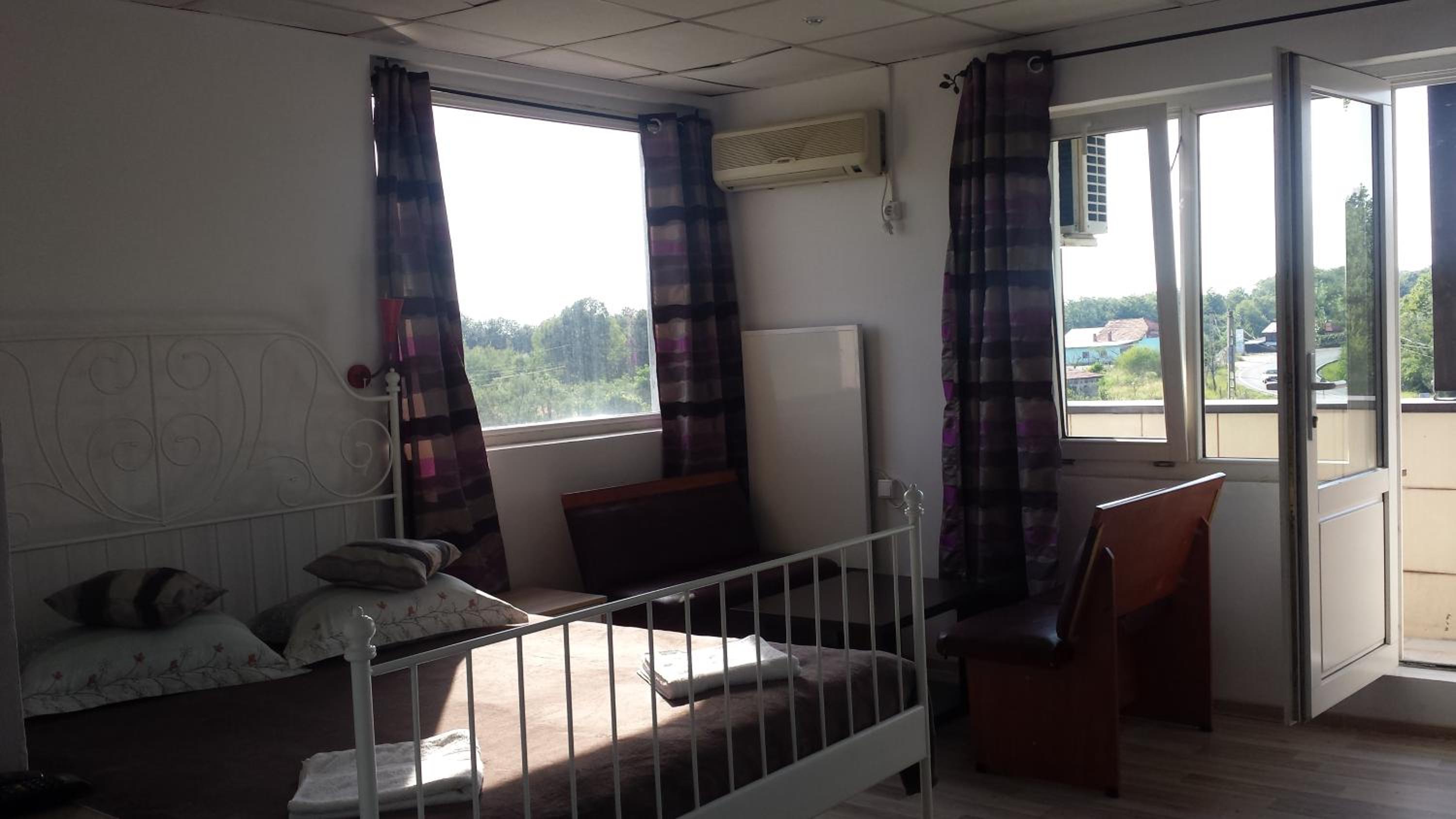 Triple Room - Photo 23