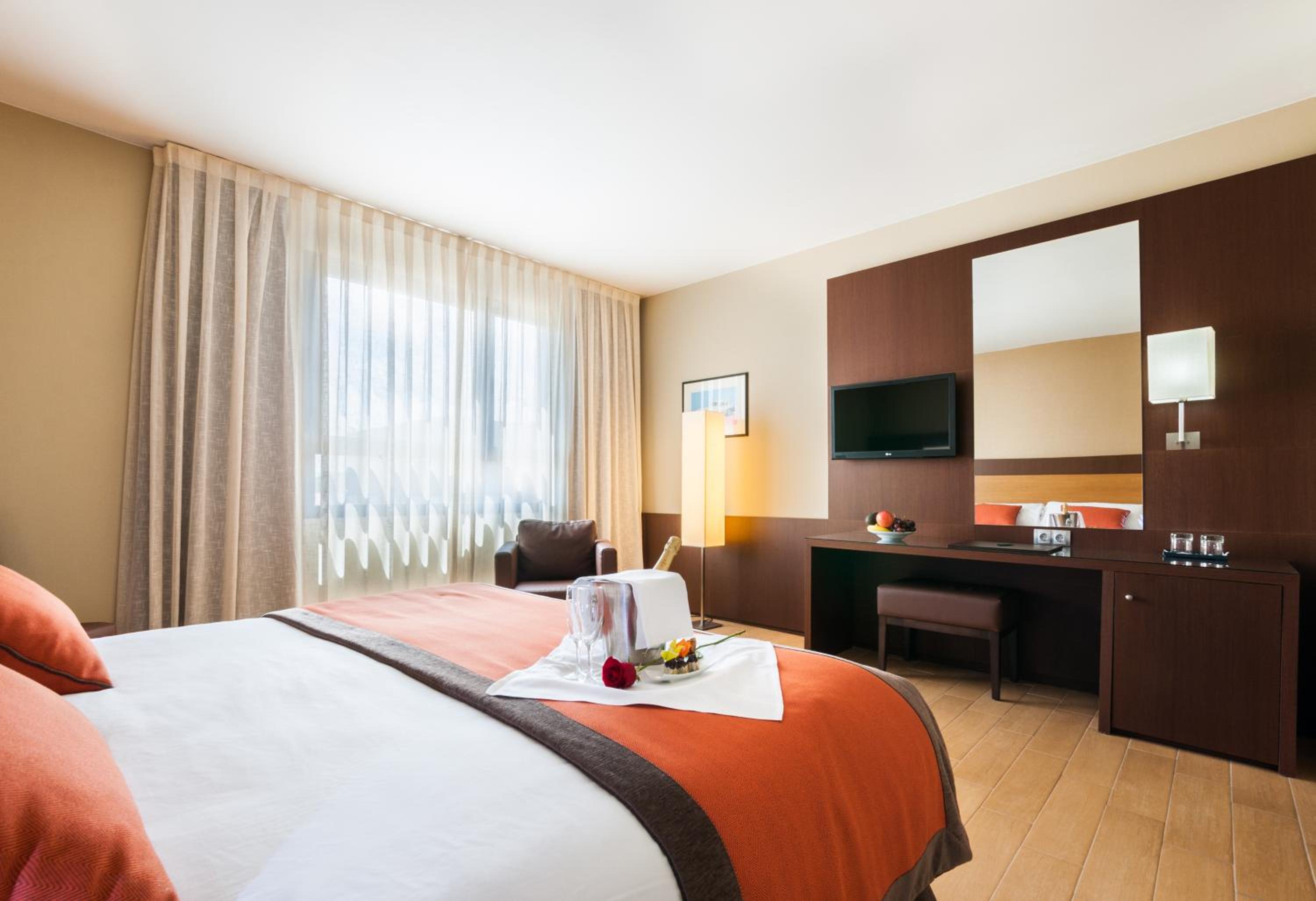 Deluxe Suite