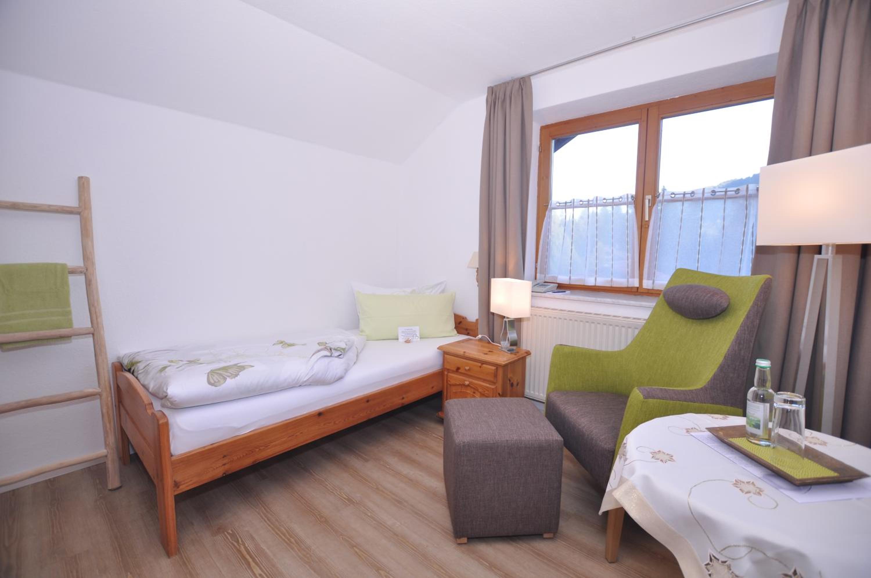 Single Room photo 1