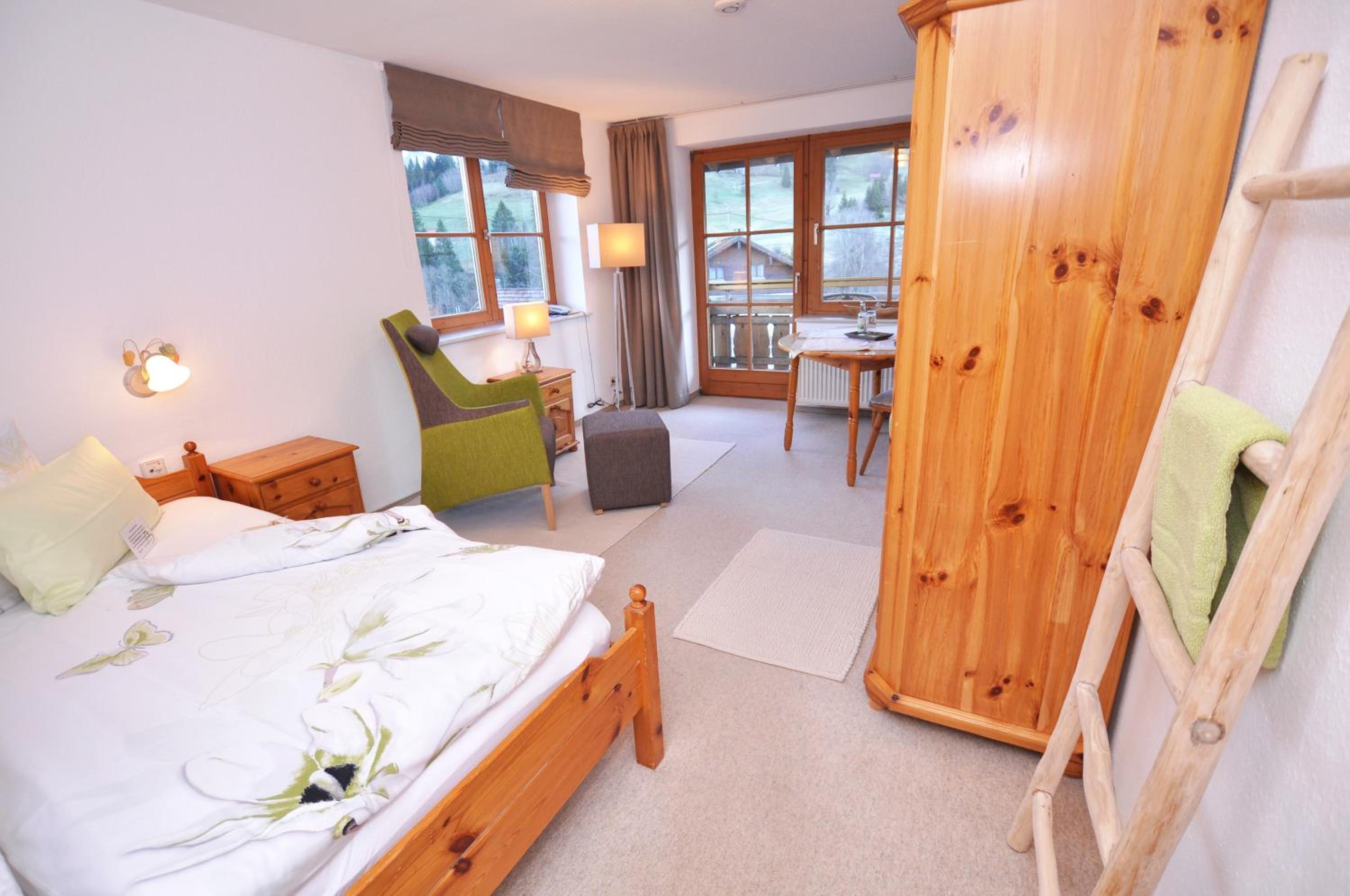 Superior Single Room with Balcony photo 2