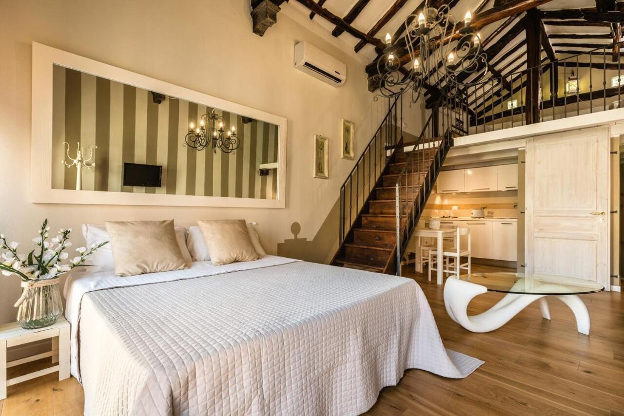 Apartment - Split Level