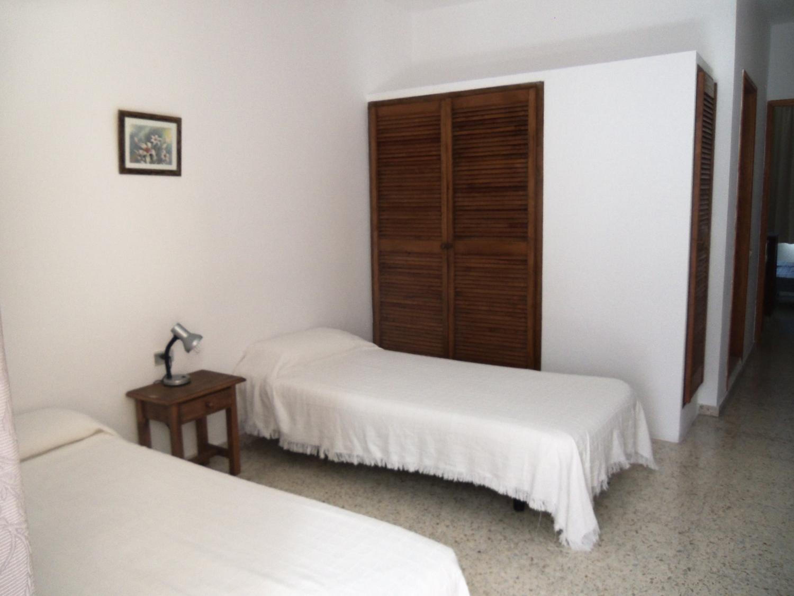 One-Bedroom Apartment (2 Adults + 2 Children) photo 3