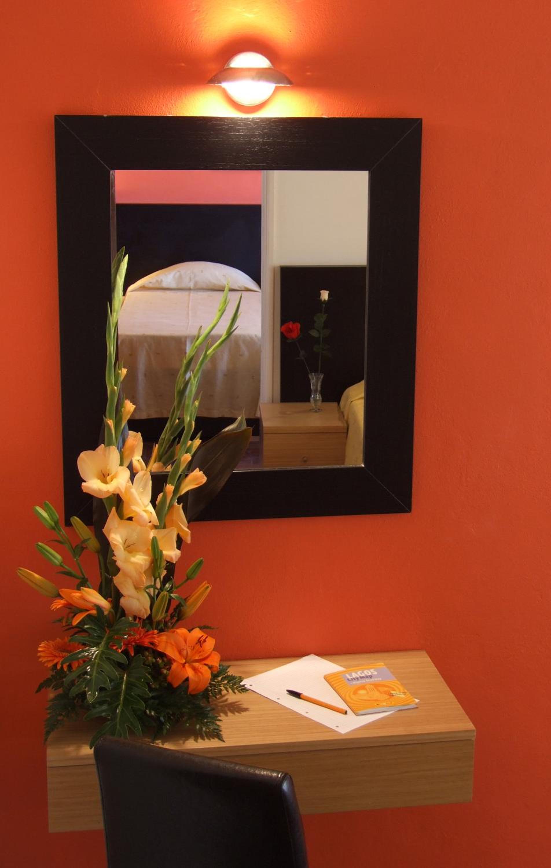 Double or Twin Room - Photo 10