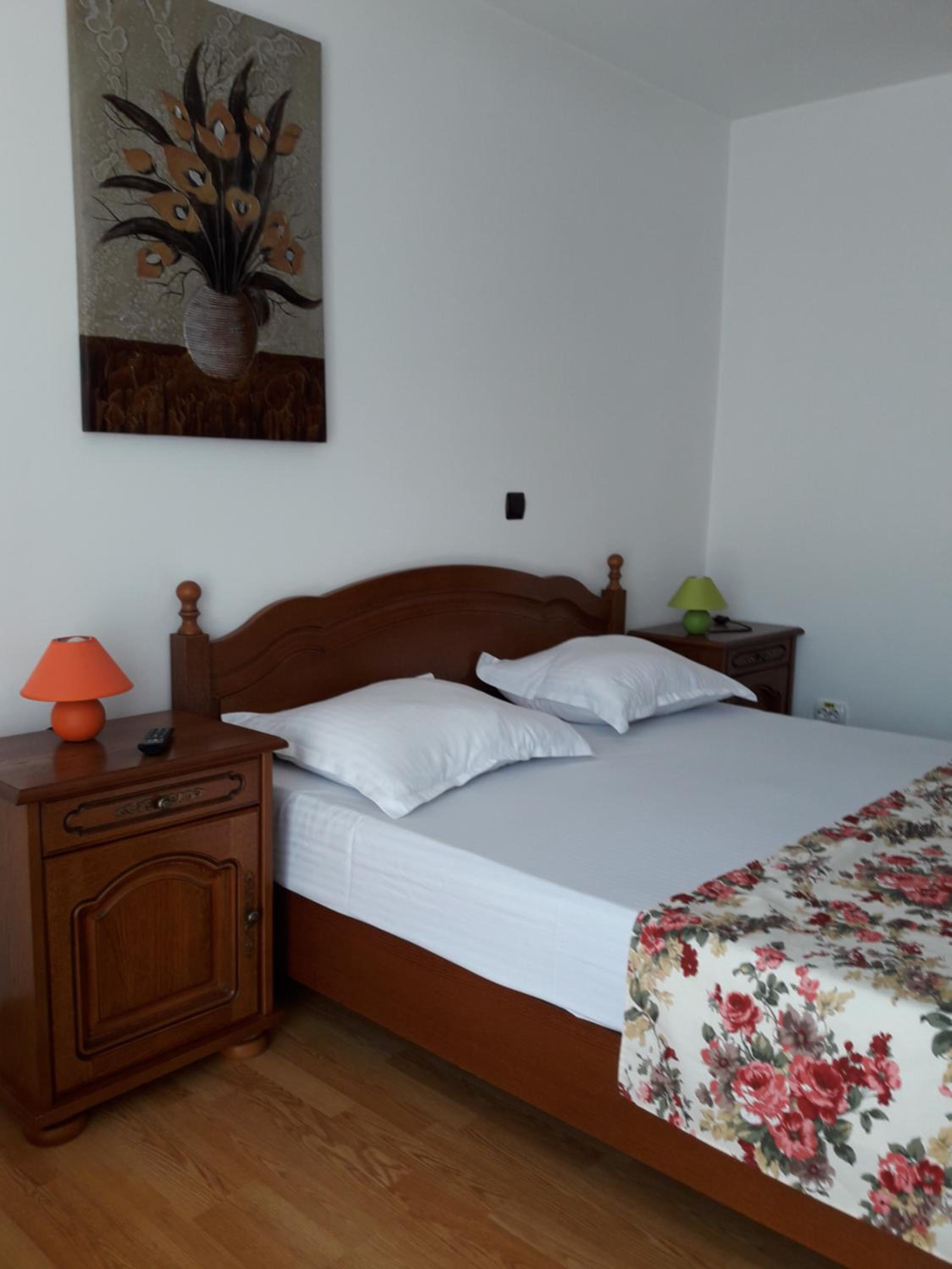 Double Room with Balcony - Photo 5
