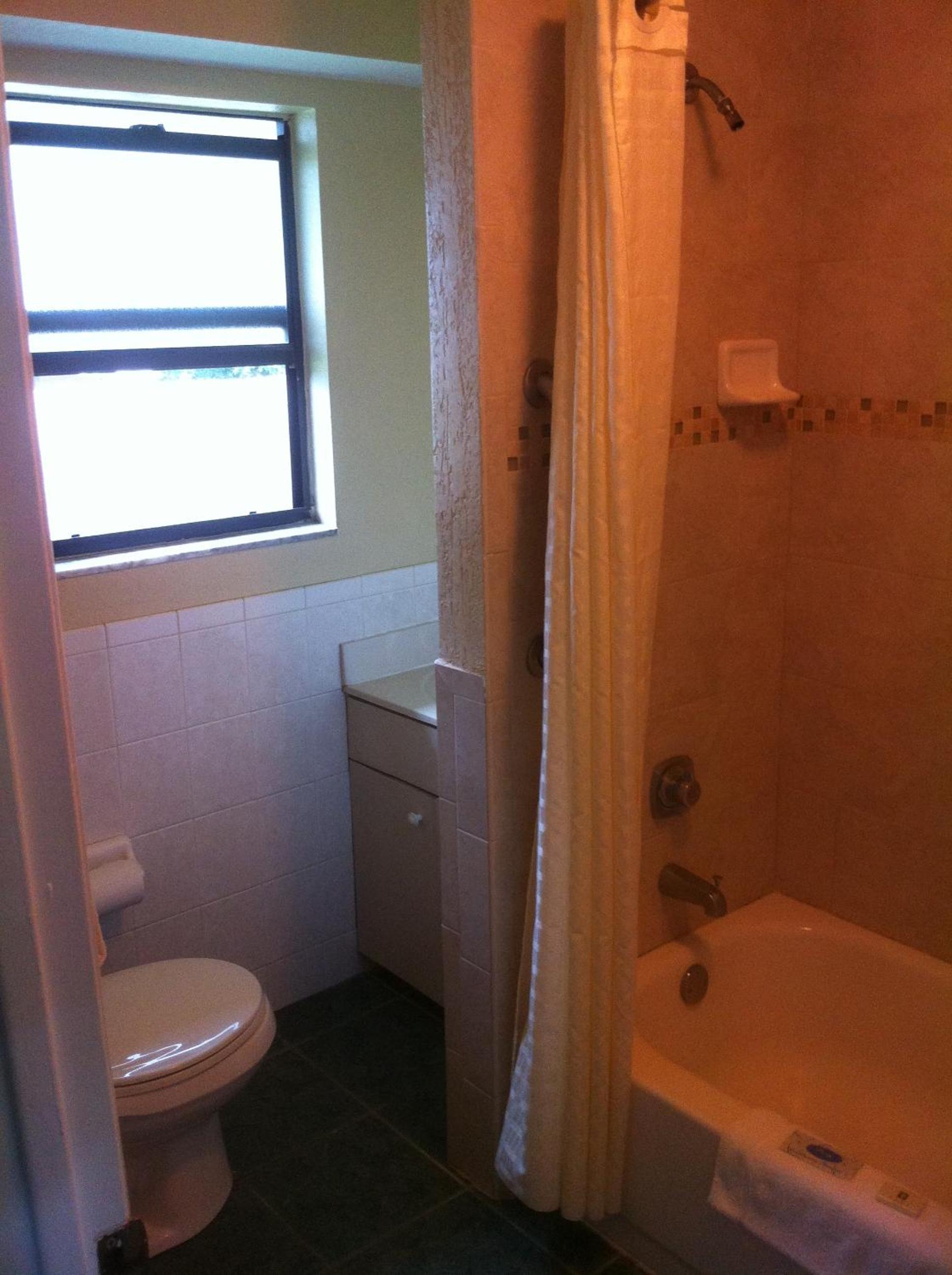 Double Room with Two Double Beds - Non-Smoking photo 3