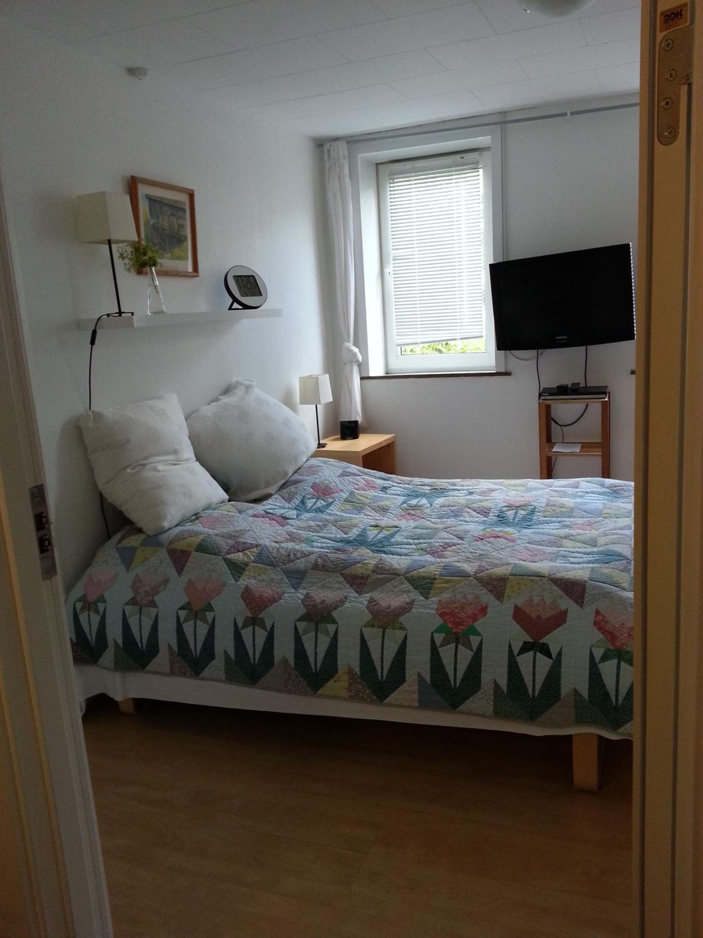 Double Room with Bathroom photo 2