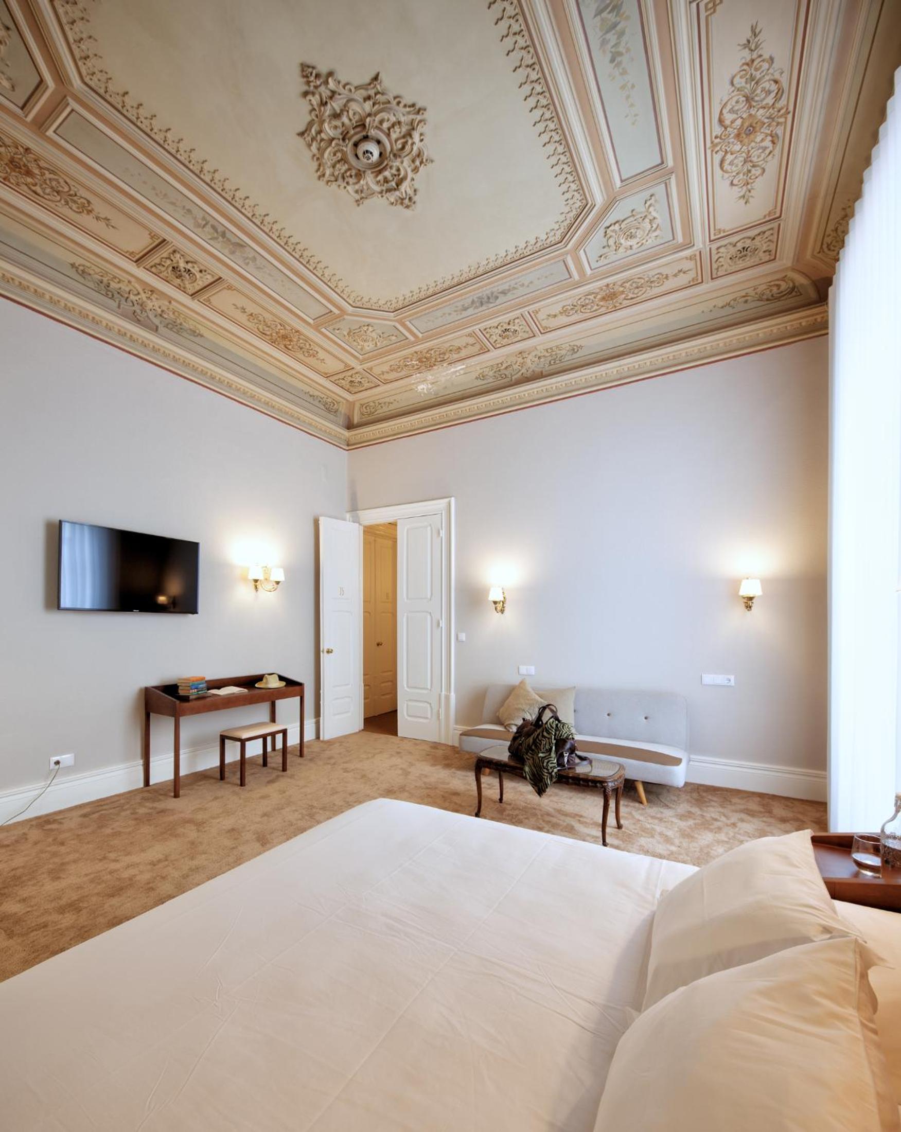 Grand Deluxe Double Room
