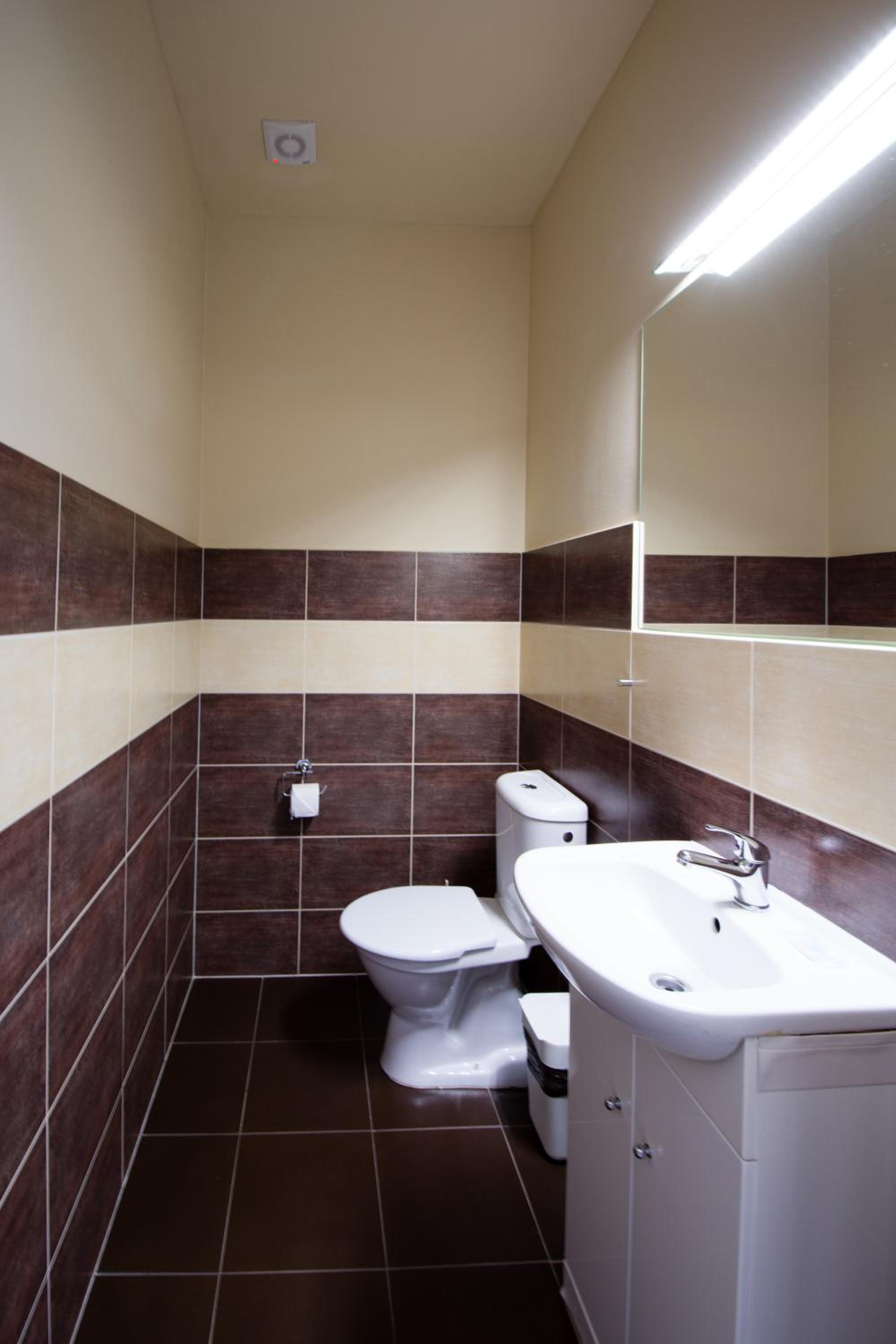 4-Bed Male Dormitory Room photo 2