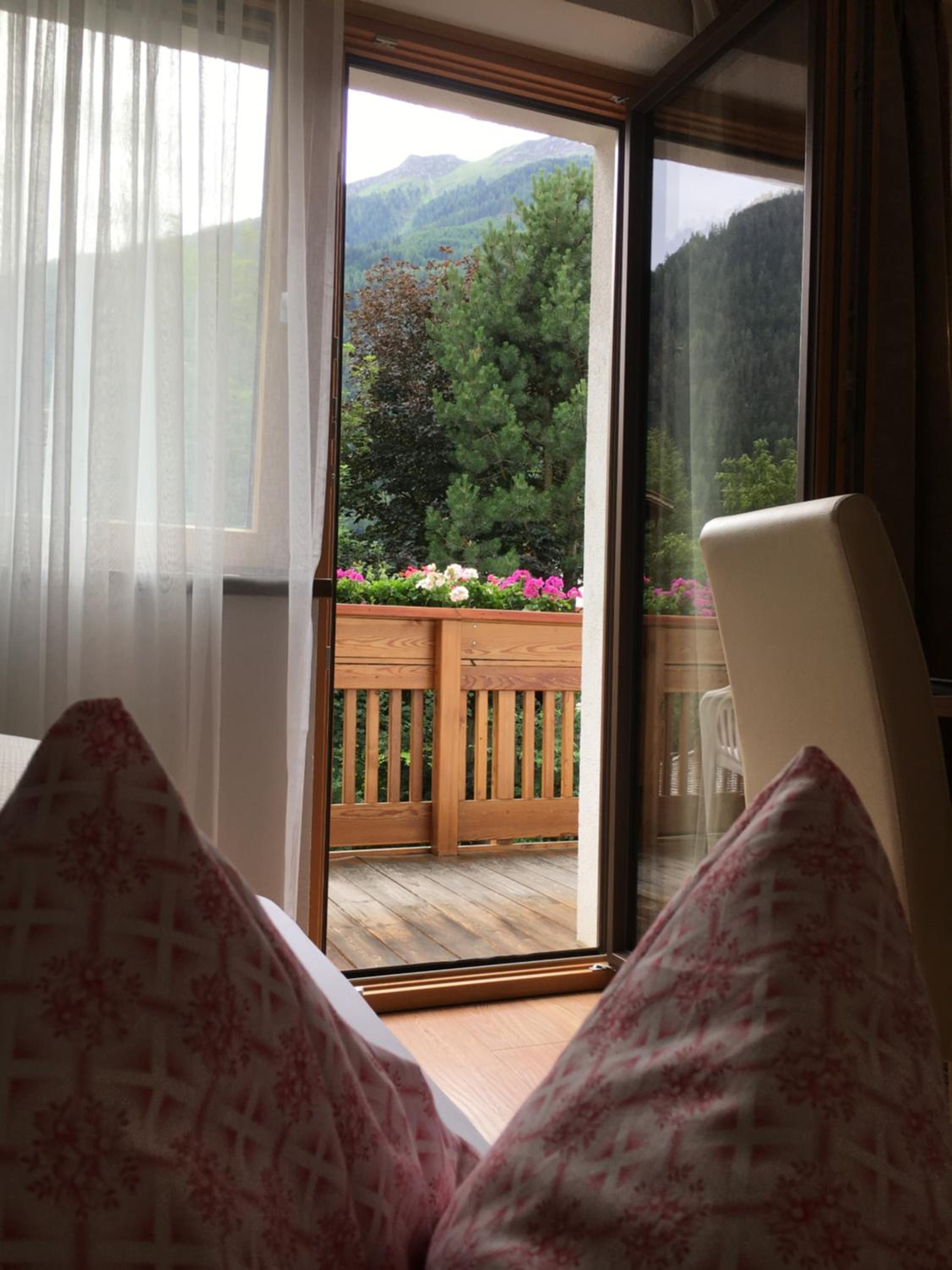 Double Room with Sofa Bed photo 2