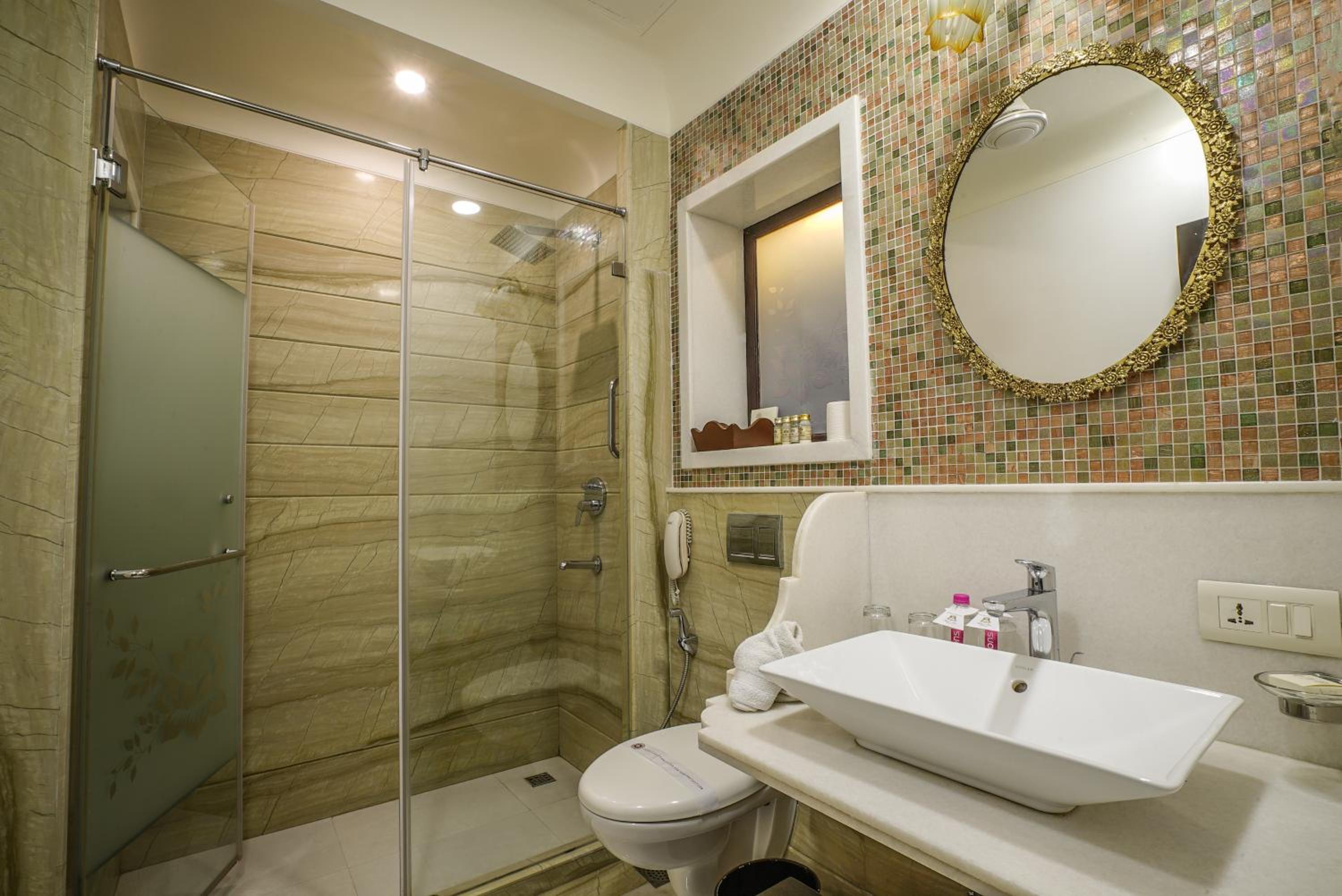 Deluxe Double Room: 20% off on session of Spa, 10% off on food & beverage services, 15 % off On Laundry photo 3