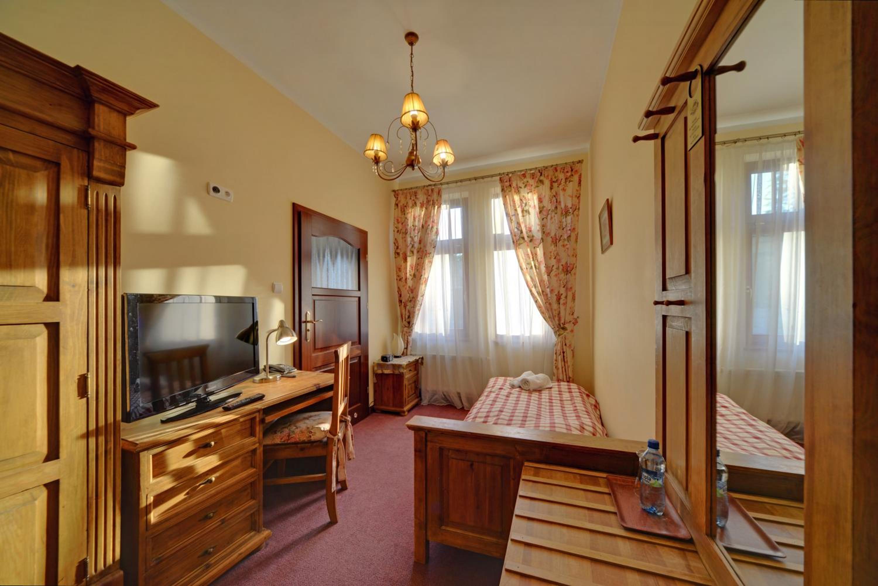 Single Room photo 1