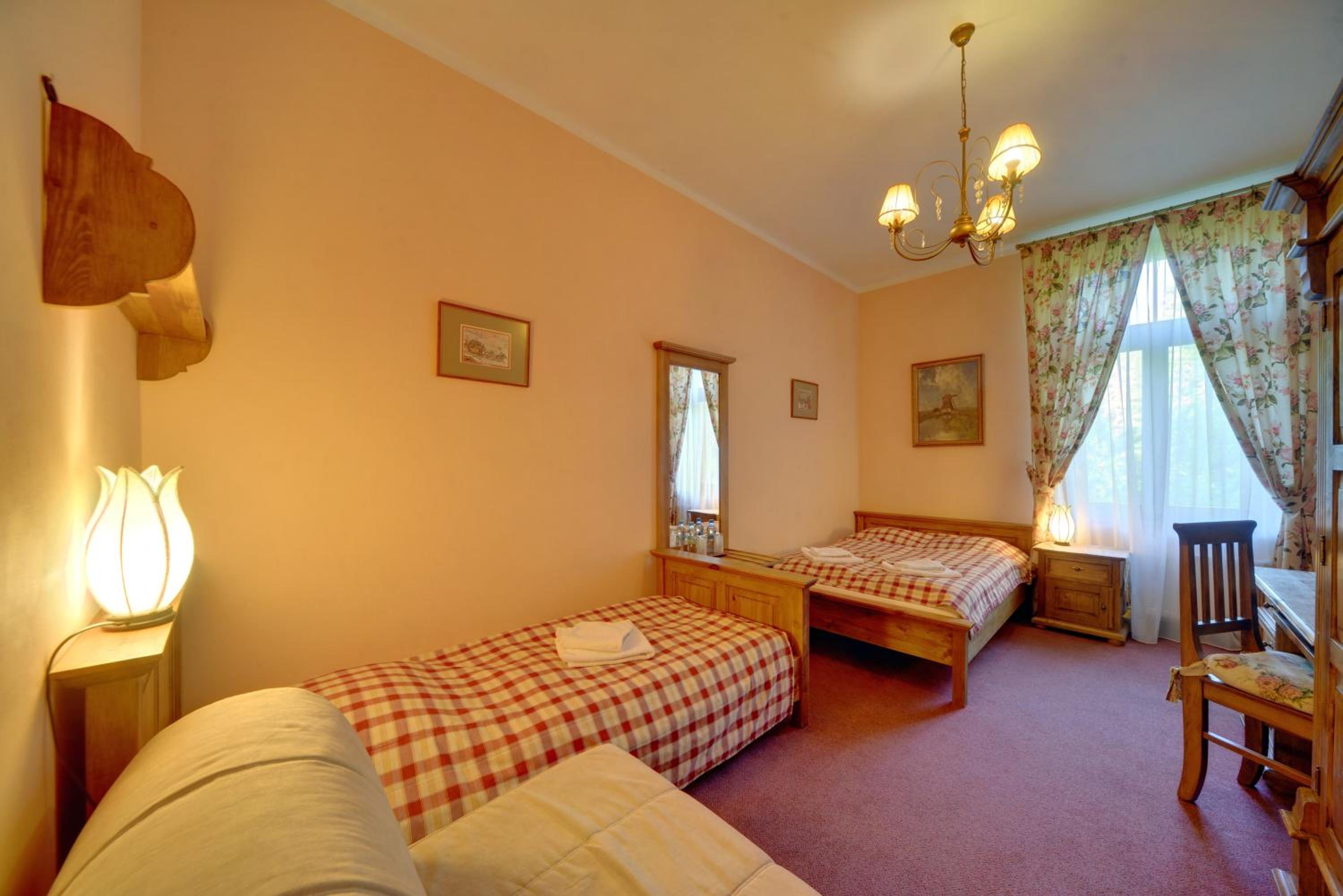 Triple Room with Bath photo 2
