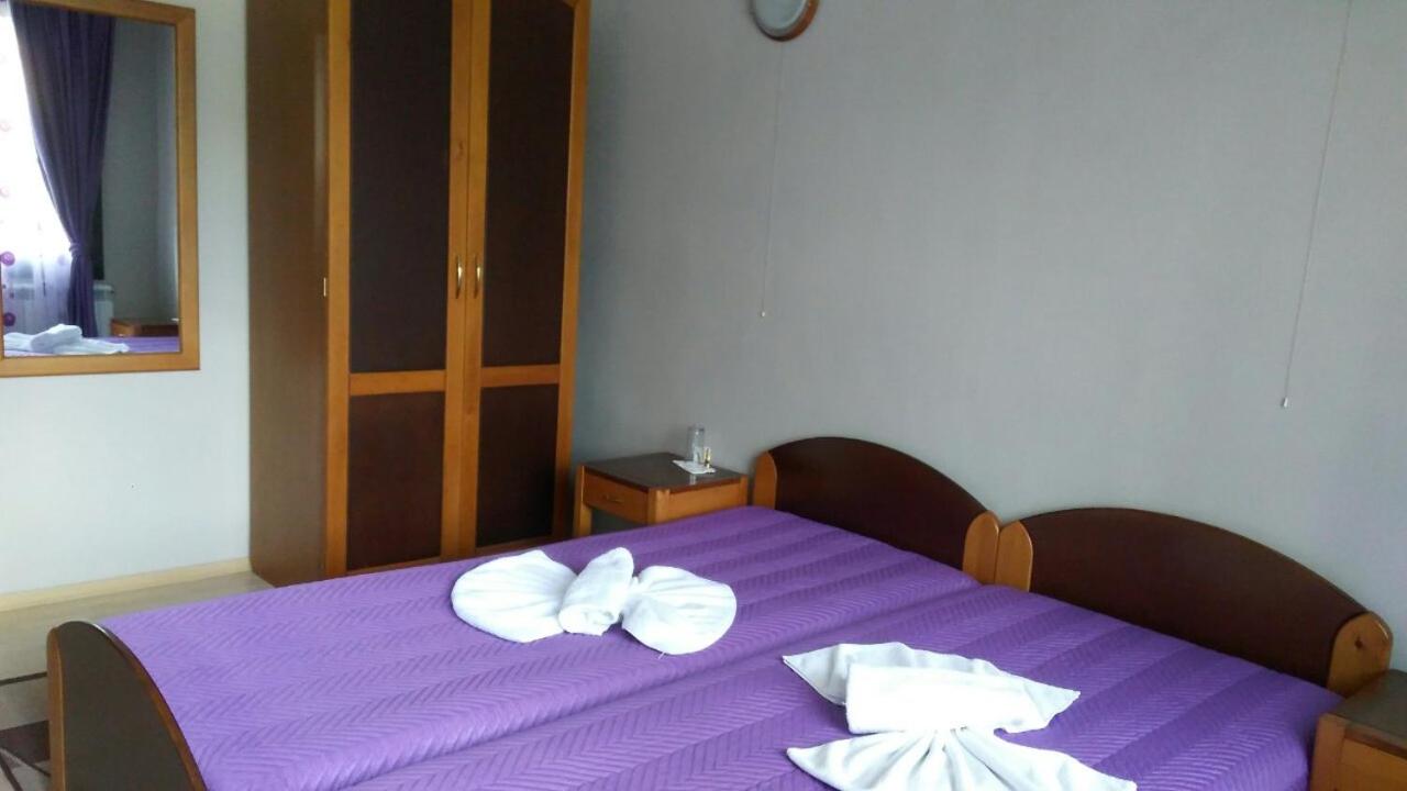 Double Room with Balcony photo 2
