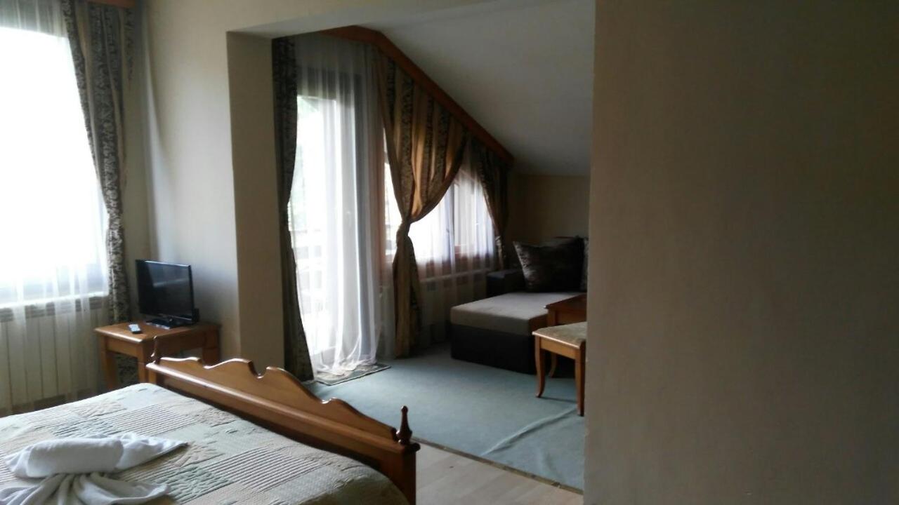 Apartment photo 1