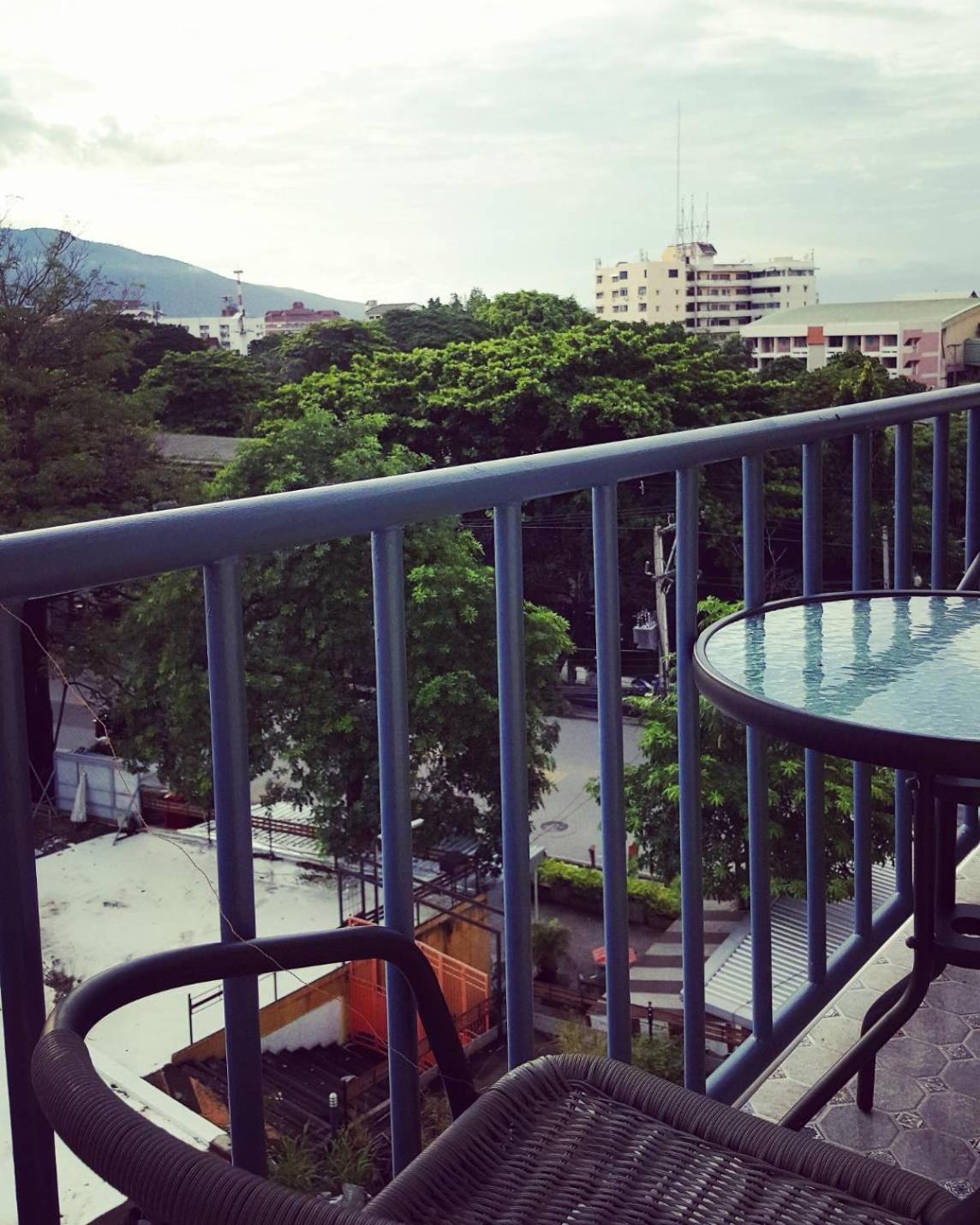 Rooftop Quadruple Room with Balcony - Photo 11