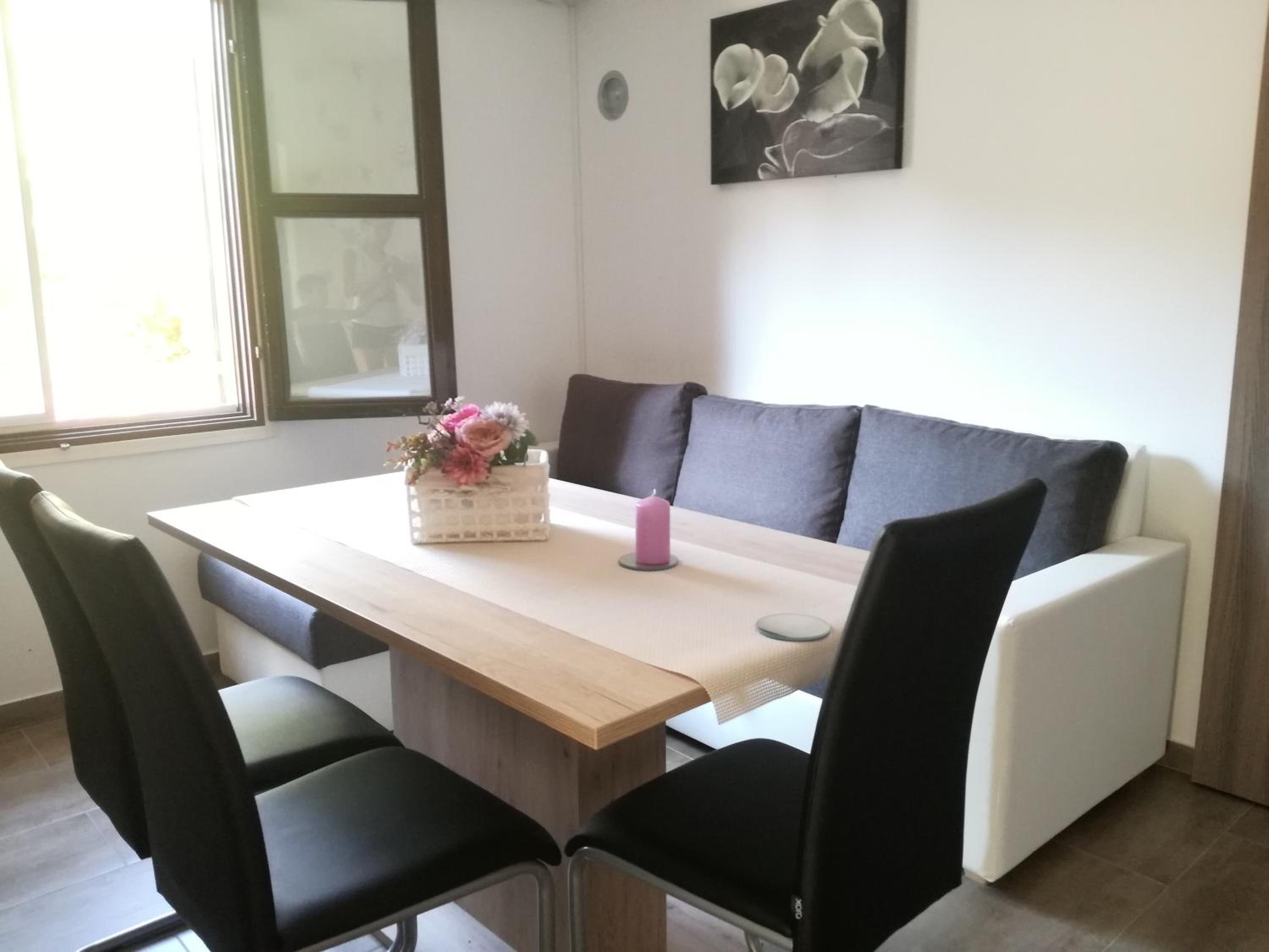 Apartment - Photo 4