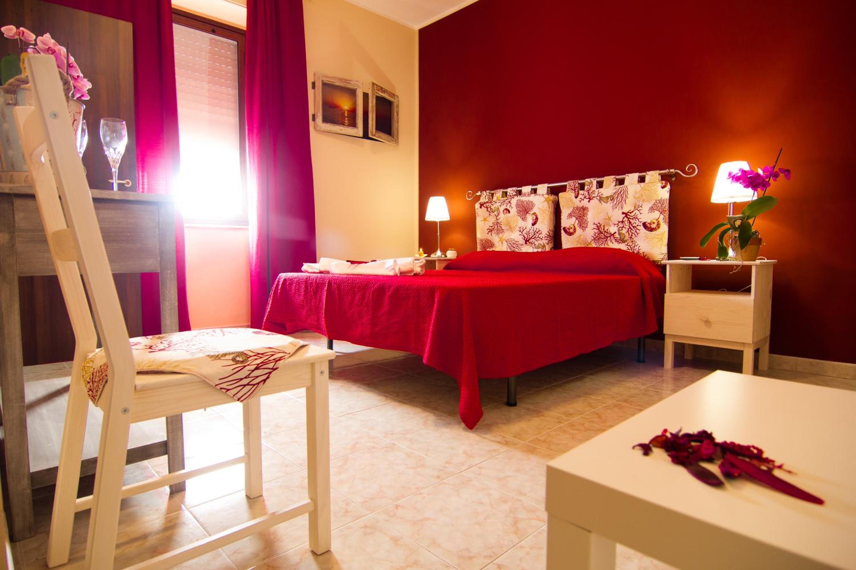 Double or Twin Room - Photo 2